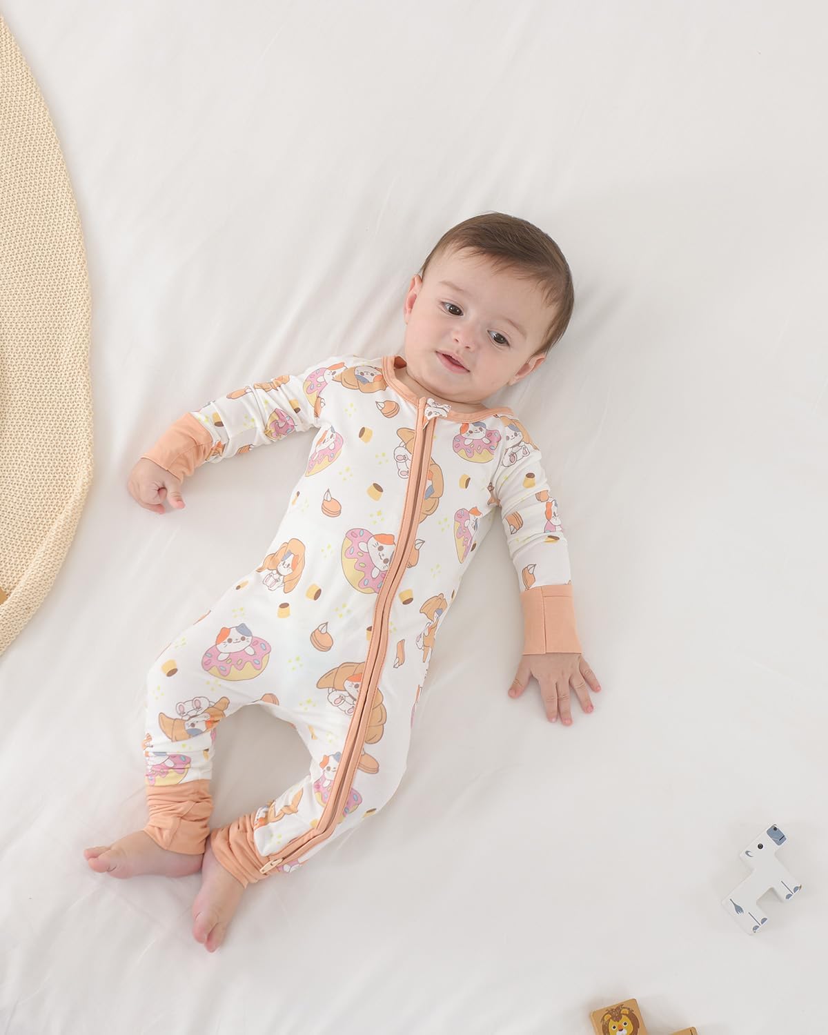 Detalle de GUISBY Baby Footless Pajamas, NB-2T, Rayon of Bamboo, 2-Way Zipper & Fold-Over Mittens