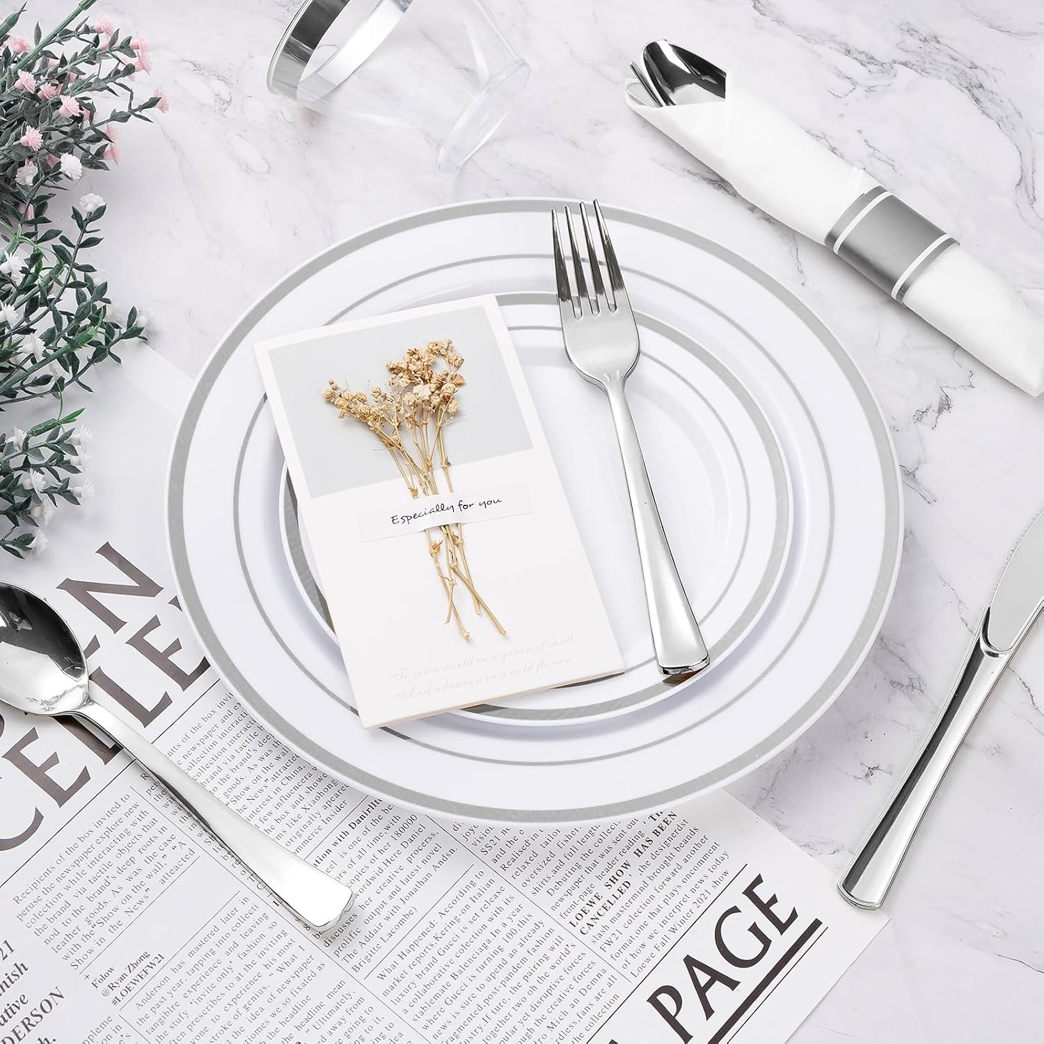 Detalle 1 de BESTVIP YS-350 350-Piece Silver Plastic Dinnerware Set for 50 Guests