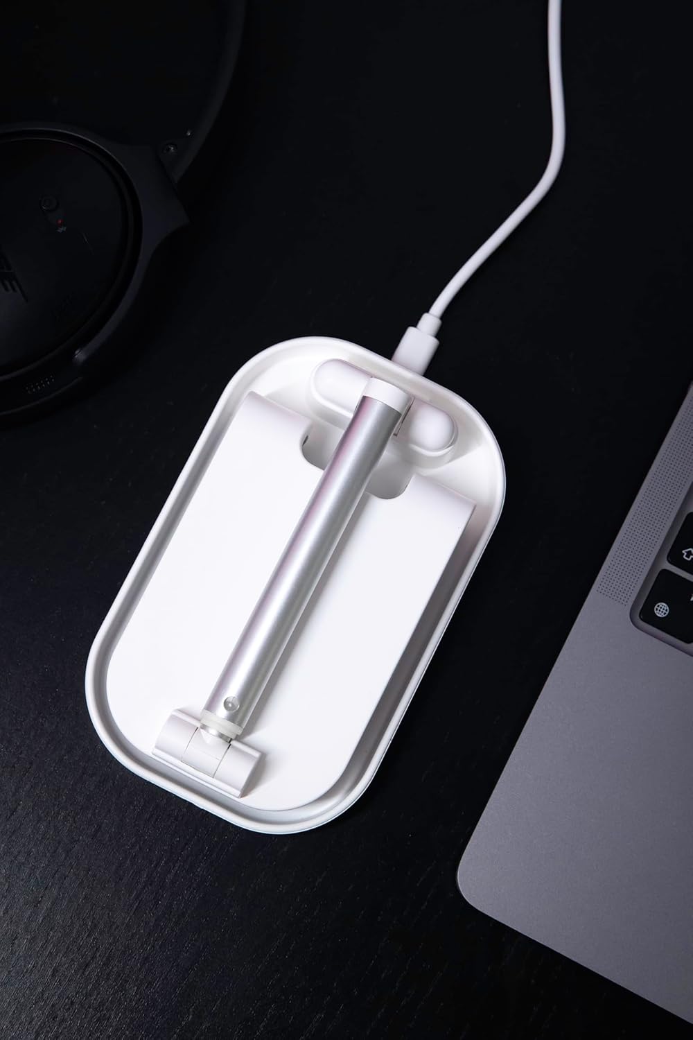 Thumbnail 6 de KODAK Support de charge sans fil Qi 10W avec hauteur réglable et support de téléphone – Blanc