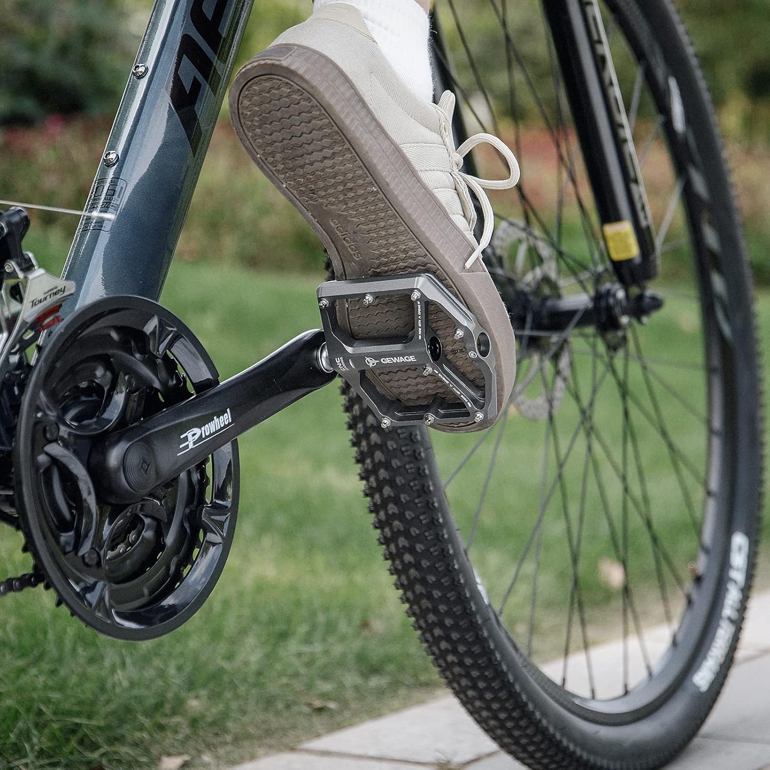 Detalle 2 de GEWAGE Road/Mountain Bike Pedals with 3 Bearings 🛞