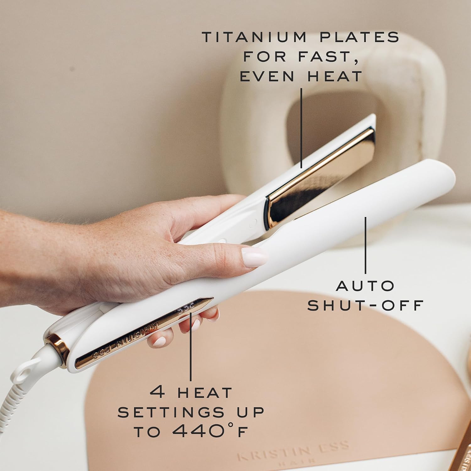 Detalle de Kristin Ess 3-in-One Titanium Hair Straightener, Curl & Wave Combo (1.25") — 440°F, Dual Voltage, Travel Cap