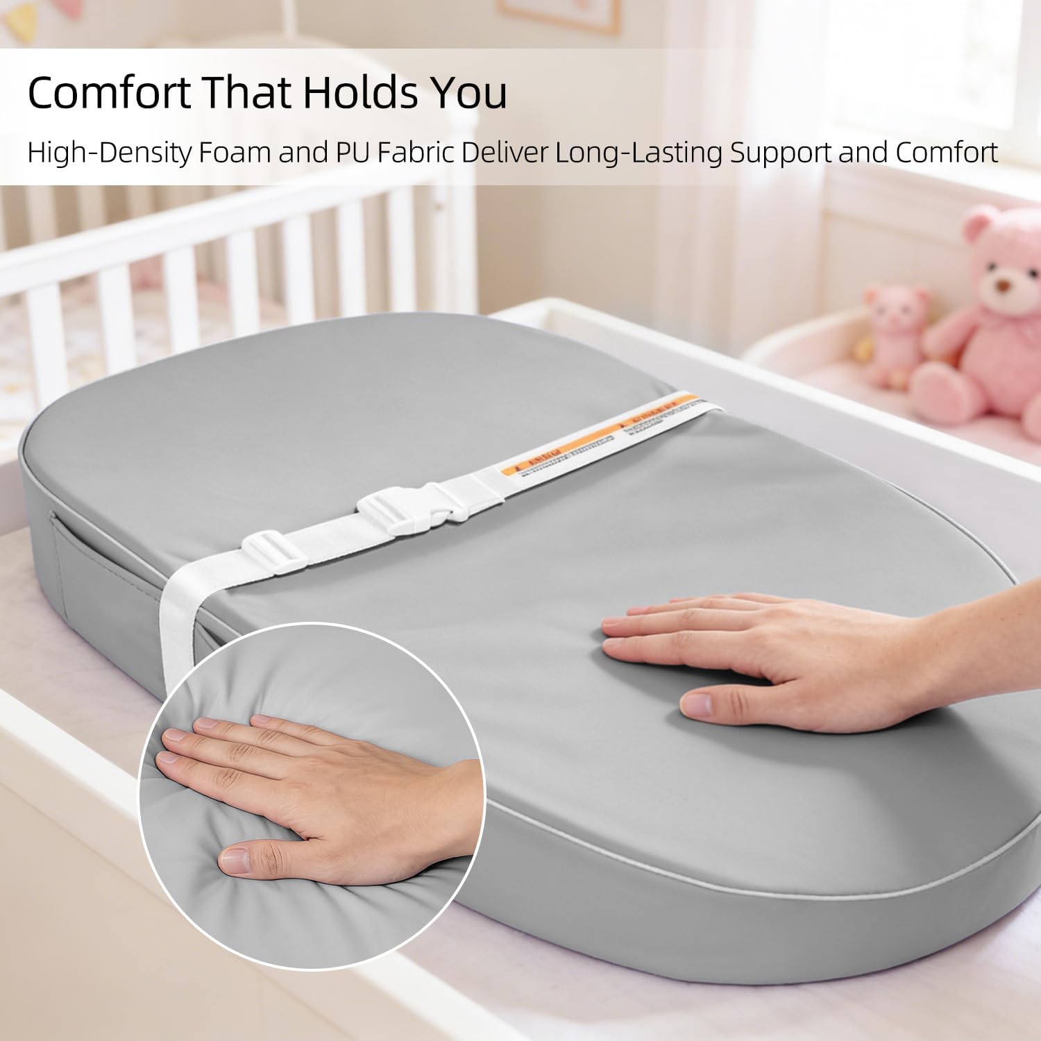 Detalle 2 de JVEOO Waterproof Vegan Leather Baby Changing Pad with Safety Strap