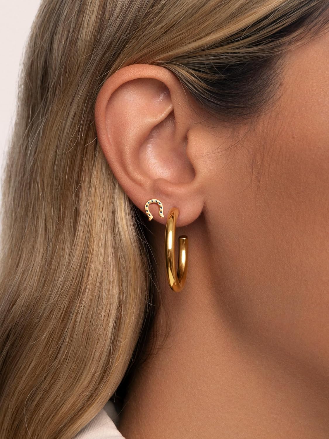 Detalle 2 de SINGULARU Orecchini Singoli Olympics 7,8 mm 💍