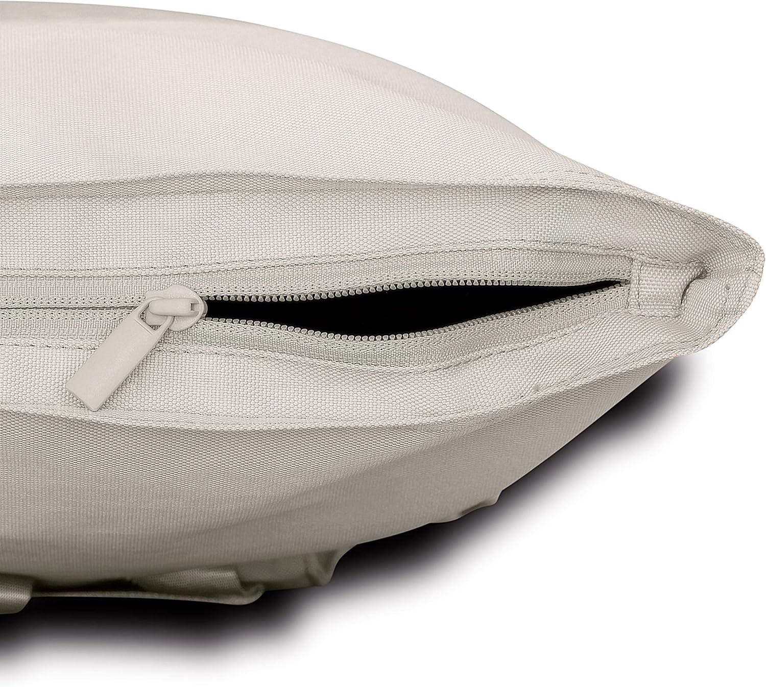 Detalle de Johnny Urban Robin Large Zaino da 18–22 litri con tasca per PC, idrorepellente e da PET riciclato