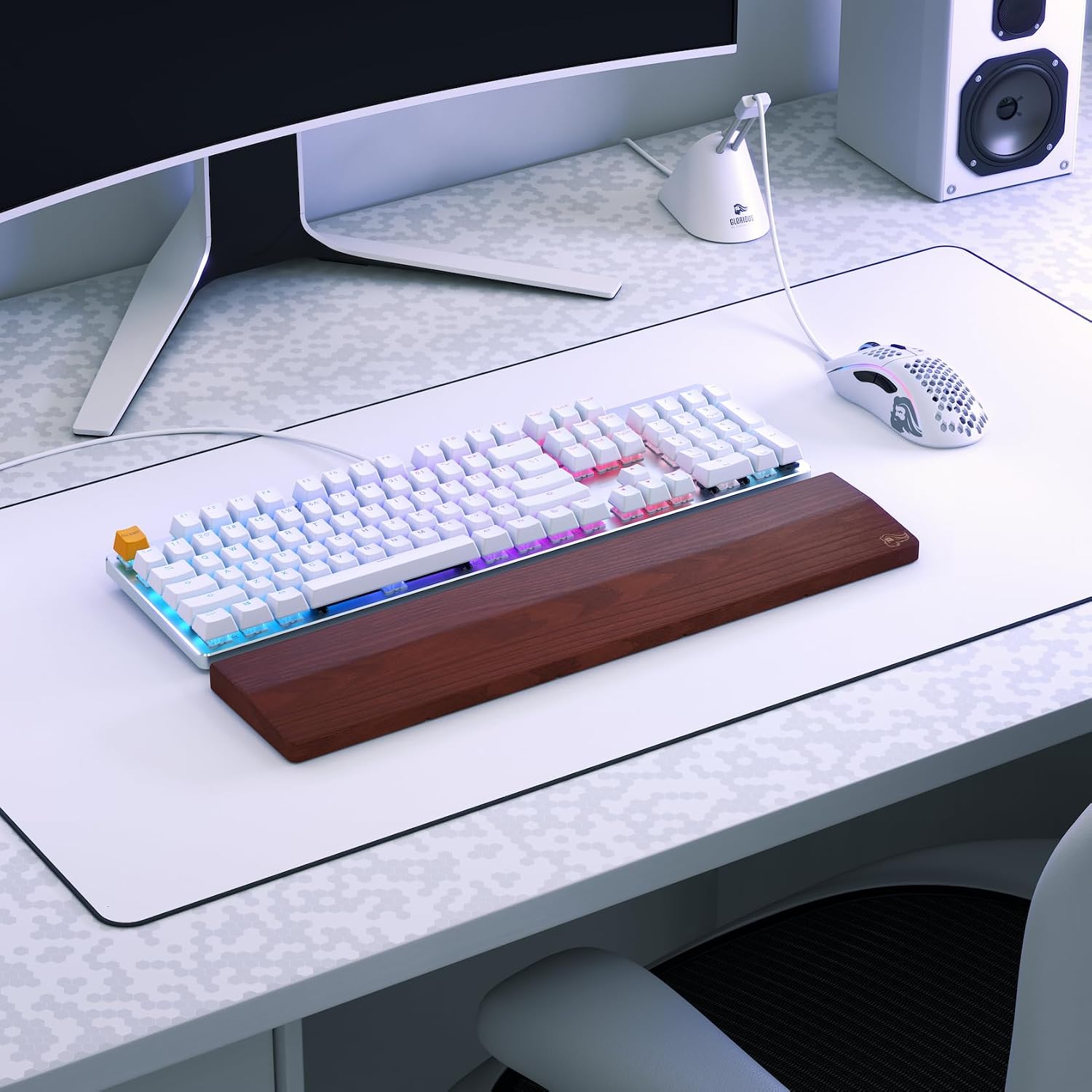 Thumbnail 4 de Glorious Gaming Wooden Keyboard Wrist Rest (Full Size) – Golden Oak, weißes Eschenholz