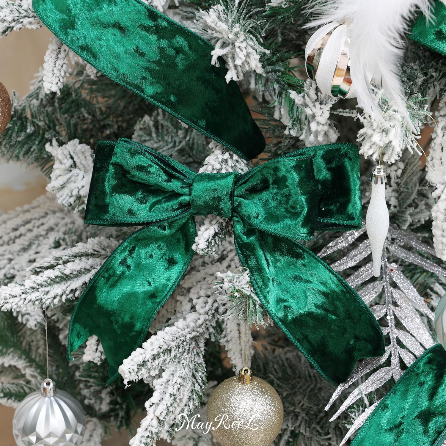 Thumbnail 6 de MAYREEL Green Crushed Velvet Ribbon 2.5" 🎀