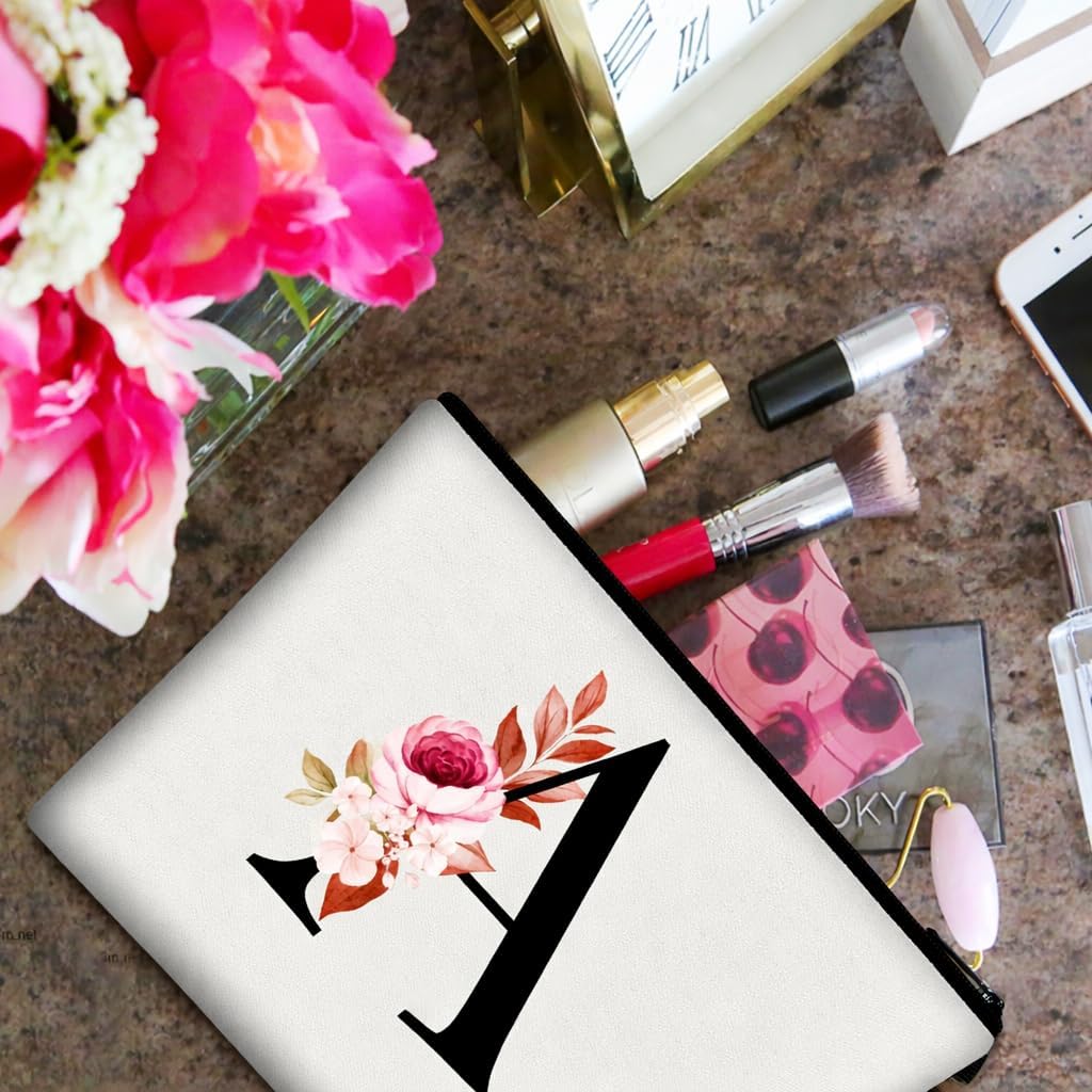 Detalle 2 de Vavabox A-Z Personalized Makeup Bag