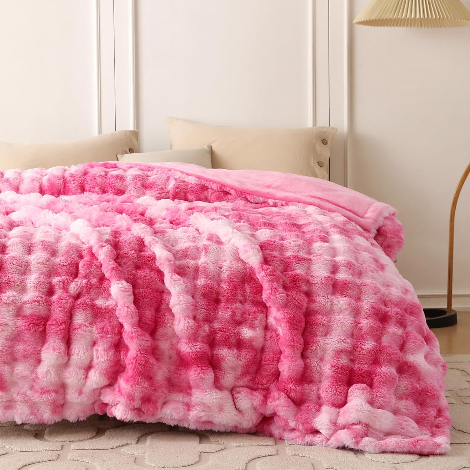Detalle de COOVA Faux Fur Throw Blanket for Couch (50x60 Inches) in Tie Dye Pink