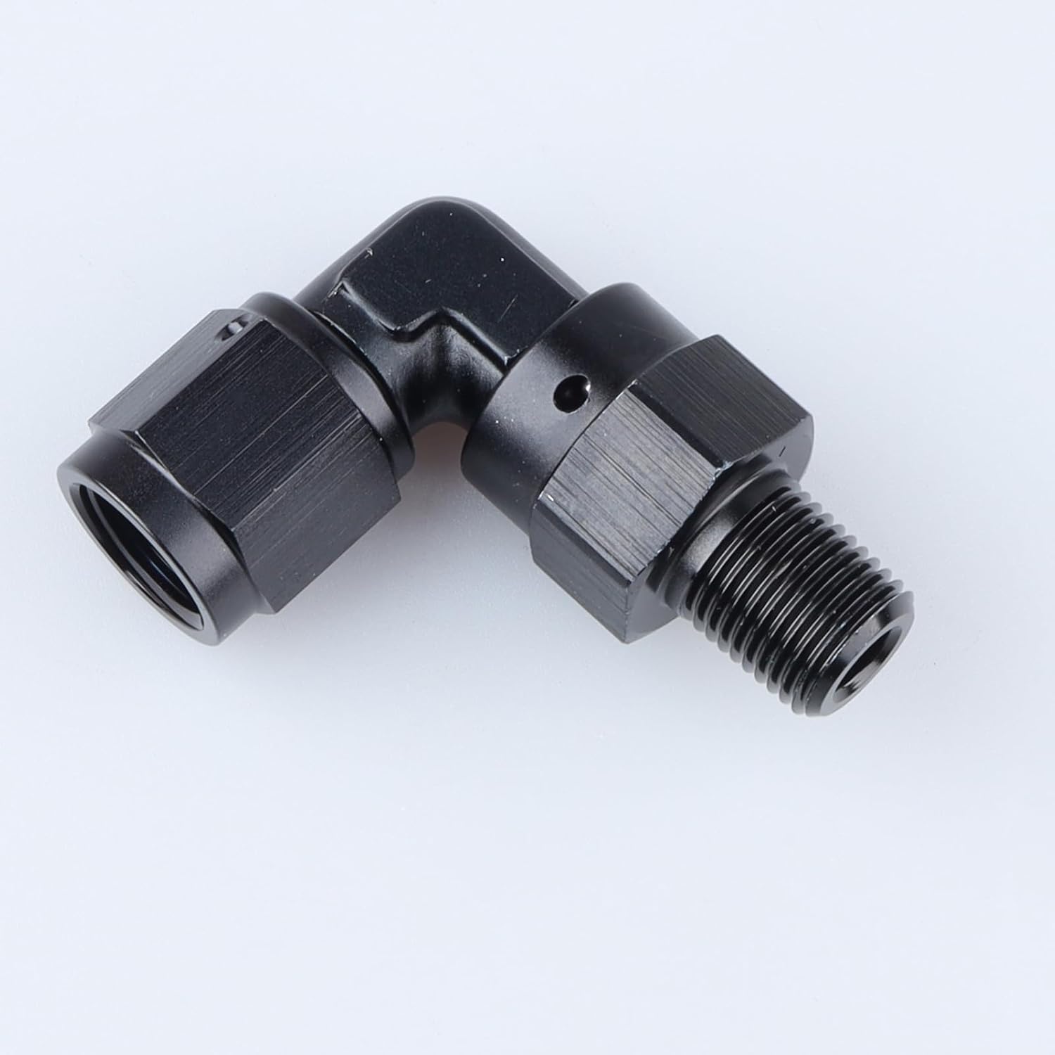 Detalle 2 de AC Performance Black 90 Degree -6AN Female to 3/8" NPT Male Swivel Adapter (Black Aluminium)