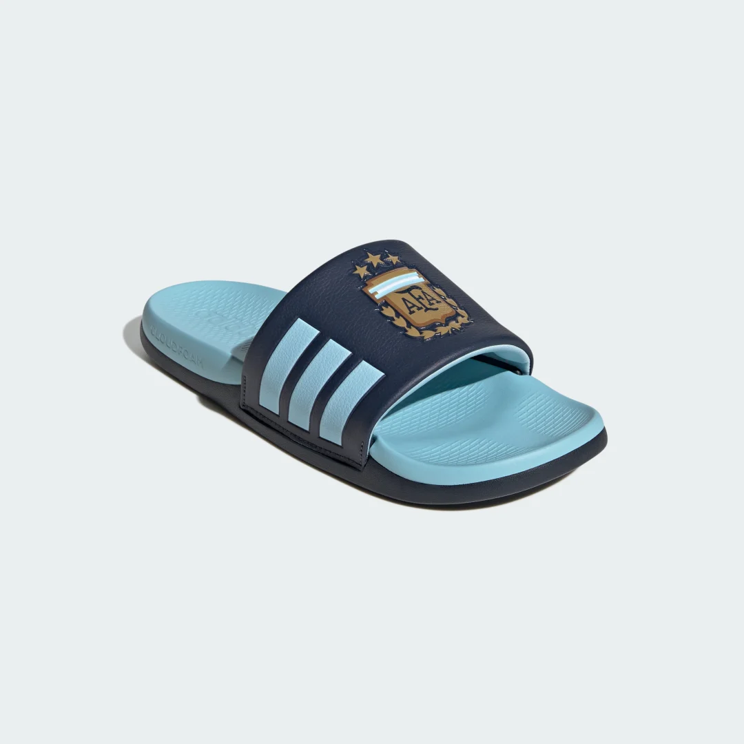 Detalle de Adidas Adilette Comfort 2.0 Argentina en color Azul