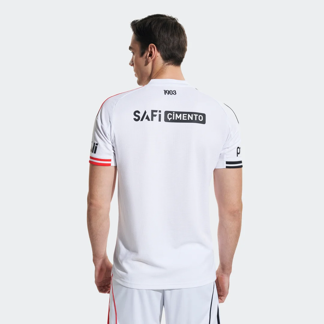 Detalle de Camiseta primera equipación Beşiktaş JK 25/26 de Adidas