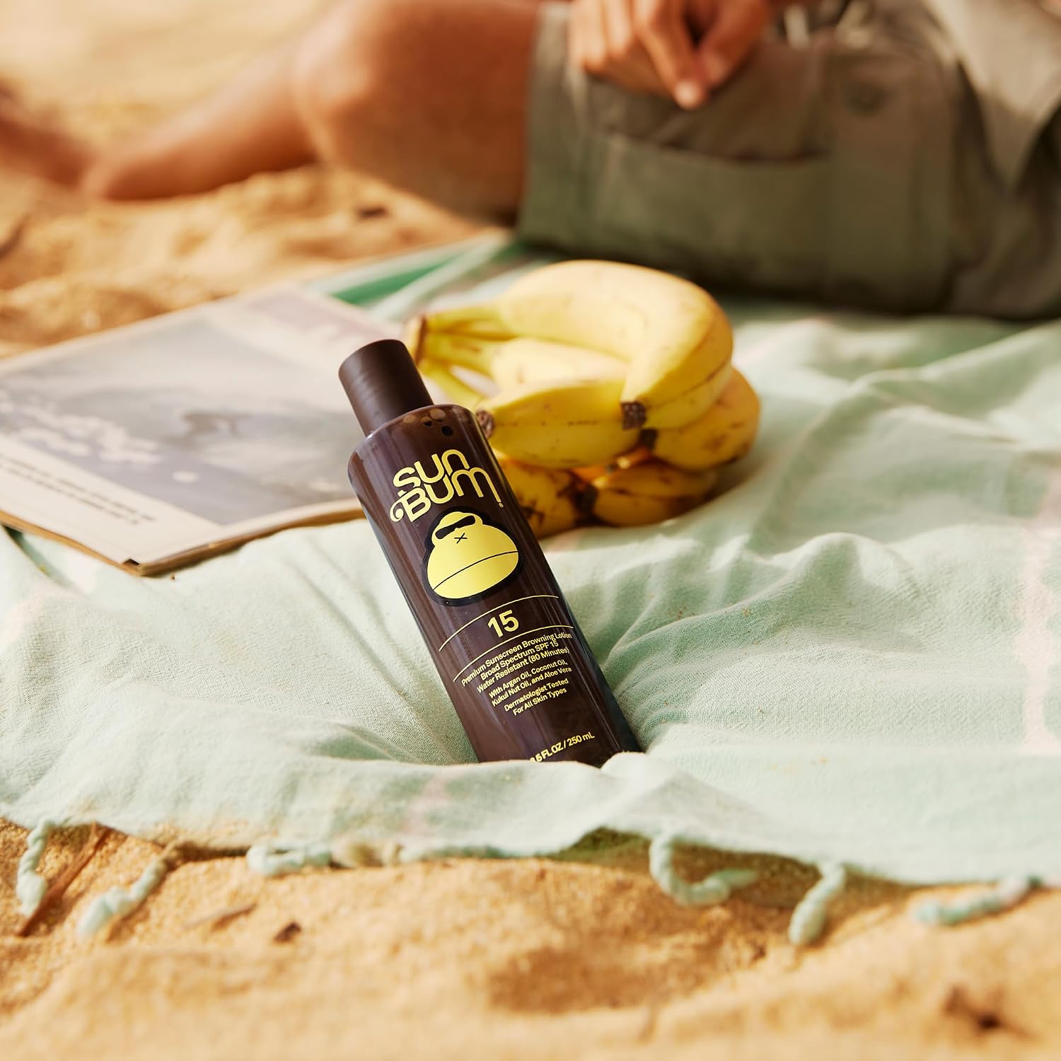 Detalle de Sun Bum SPF 15 Browning Body Lotion, 250 mL, Broad Spectrum