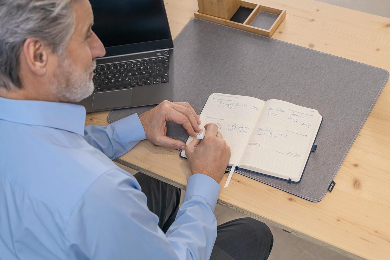 Thumbnail 1 de SIGEL C2631 Conceptum Wochenplaner 2026 (ca. A6, taupe, Softcover, 176 Seiten)