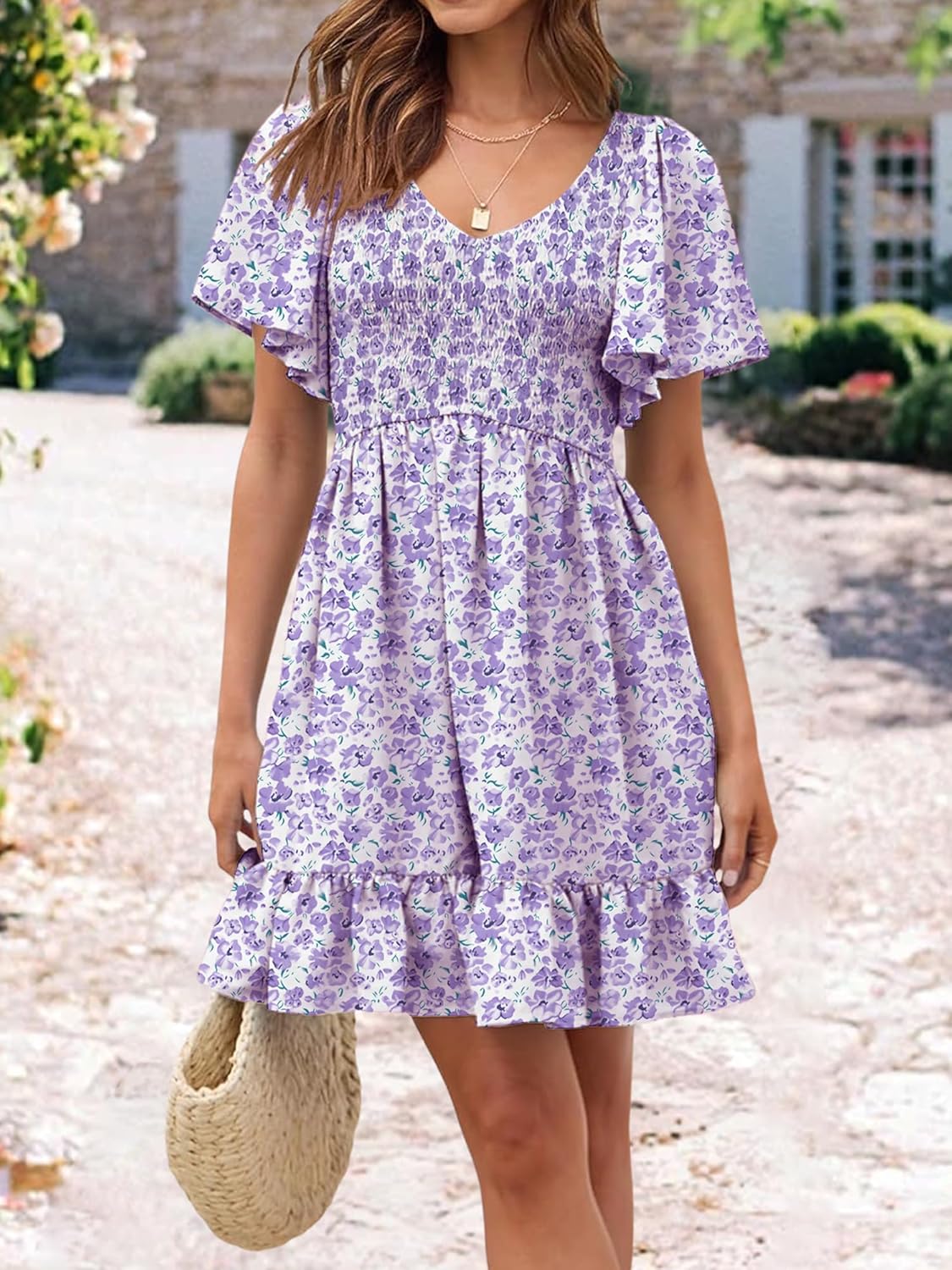 Thumbnail 1 de UEAL Women's Floral Smocked V-Neck Flutter Sleeve Sundress with Pockets