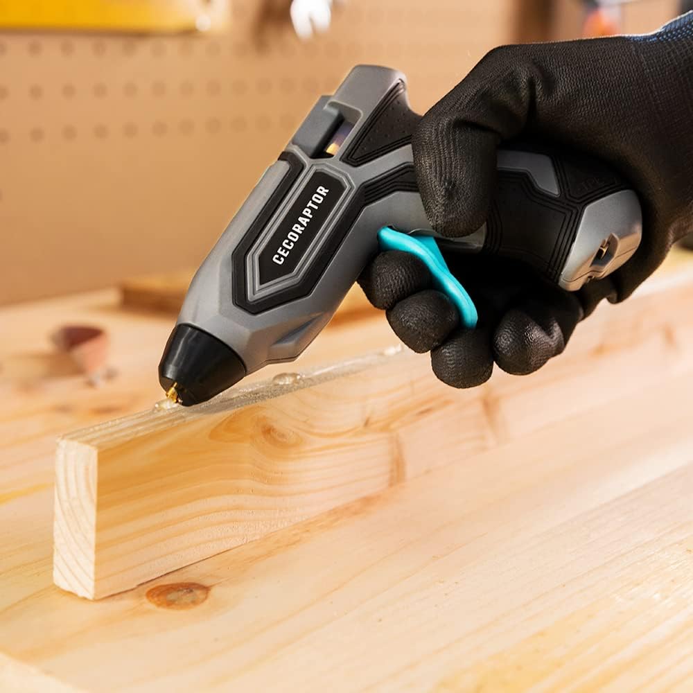 Detalle de Cecotec Pistola per Colla a Caldo Senza Fili CecoRaptor Perfect Fix – 3,7 V, 1500 mAh