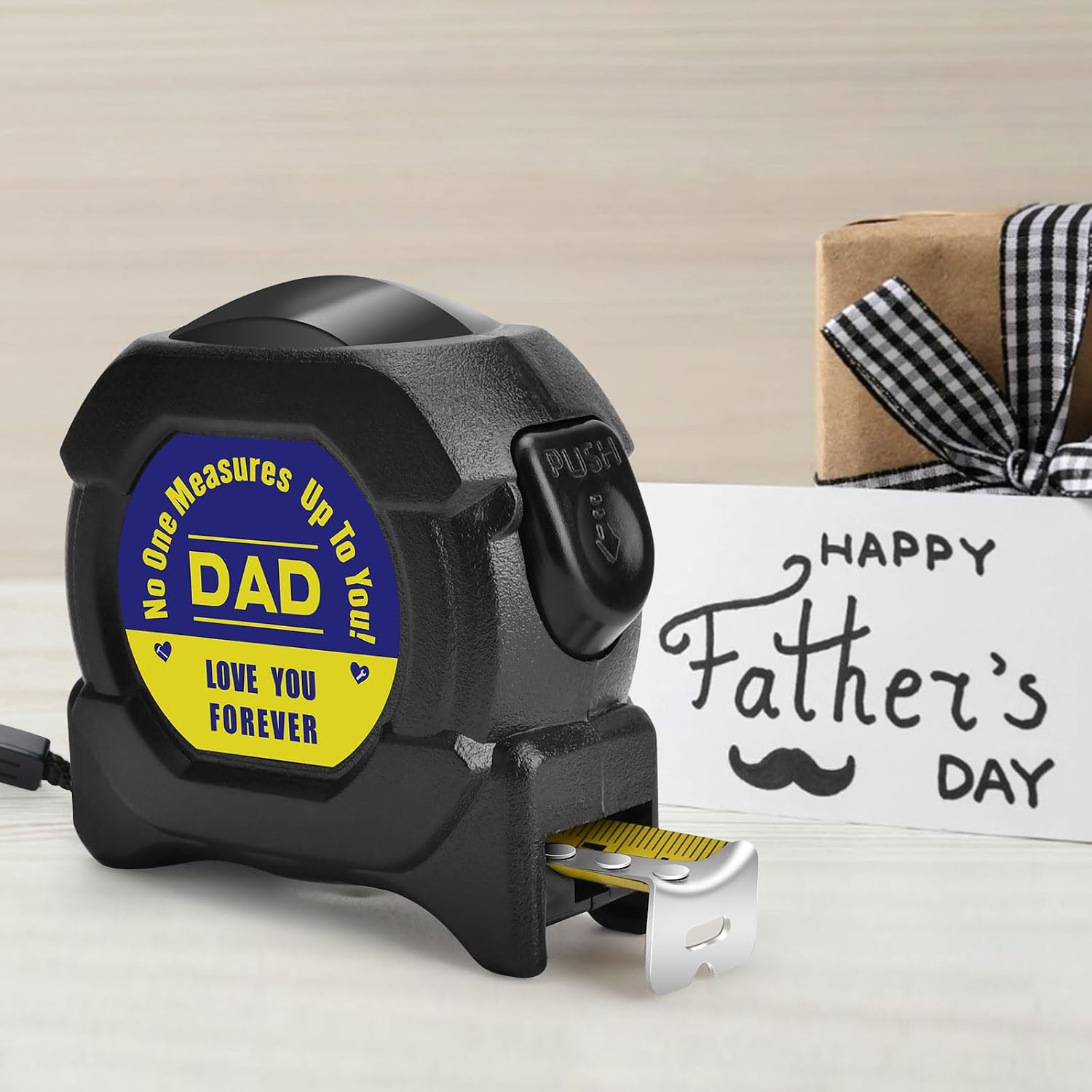 Detalle 2 de Fathers Day Dad Gifts: 5M/16FT Tape Measure in Compact Shell
