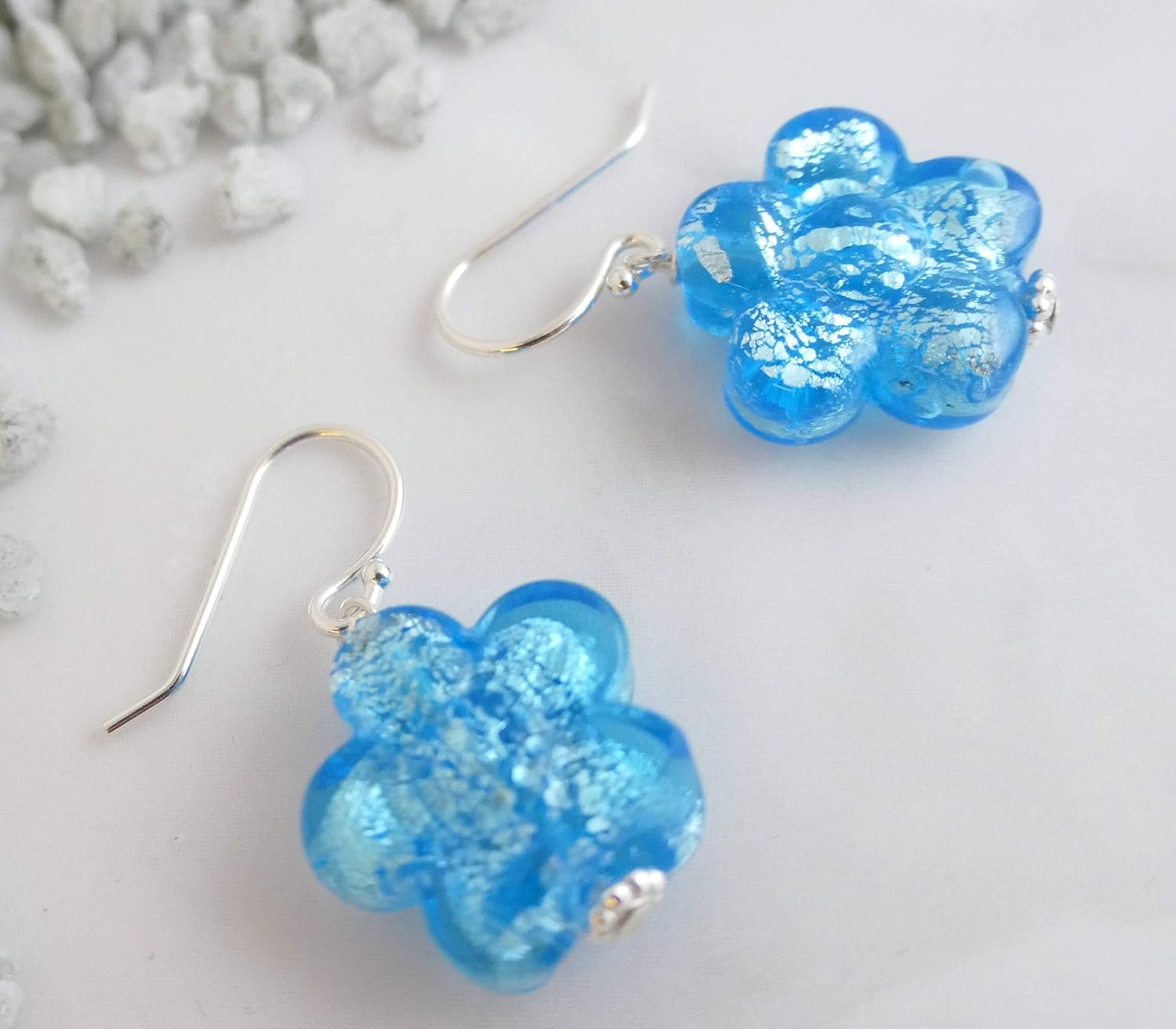 Detalle 2 de Murano Glas Blau Blumen Ohrringe