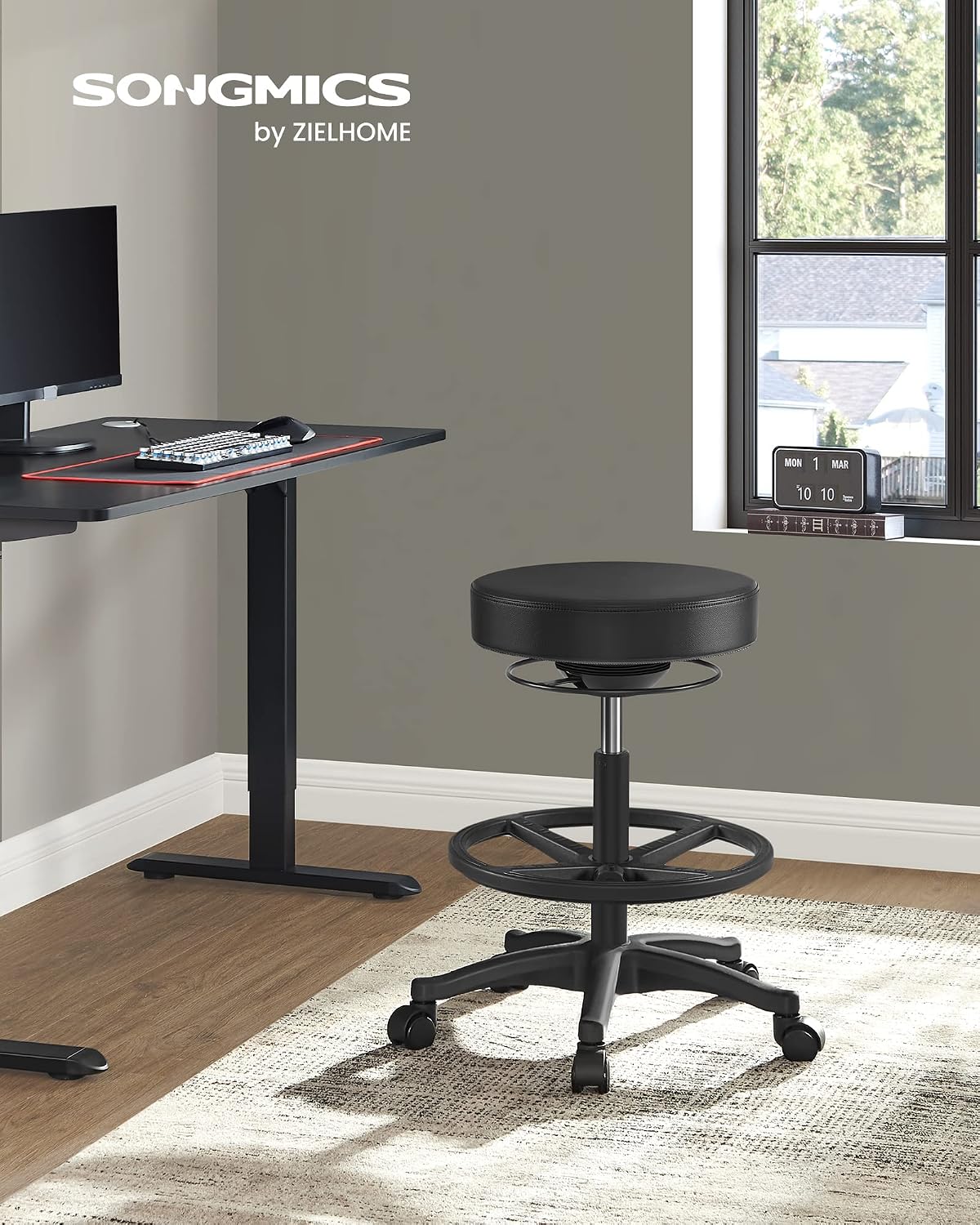 Detalle 2 de SONGMICS Arbeitshocker OSC007B01 mit drehbarem Sitz und verstellbarer Höhe (59,5–81 cm)