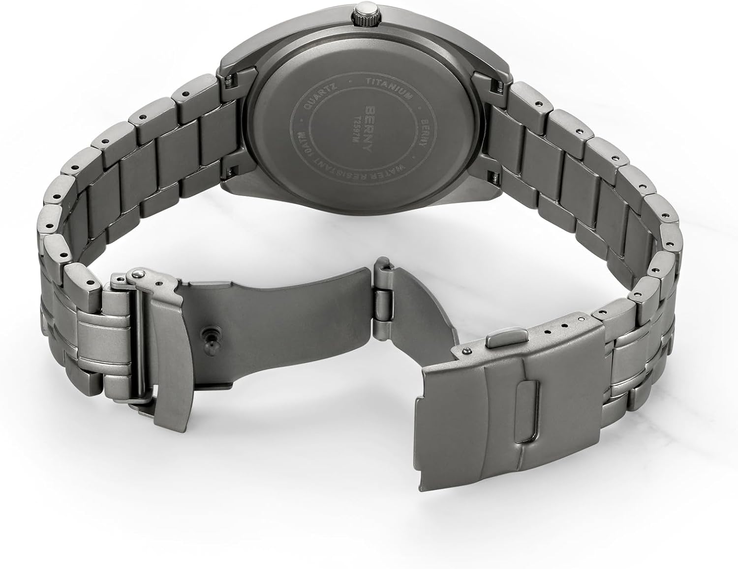 Thumbnail 3 de BERNY Herrenuhr aus Titan mit 10ATM Wasserdicht, Saphirglas & japanischem Quarzwerk VJ53