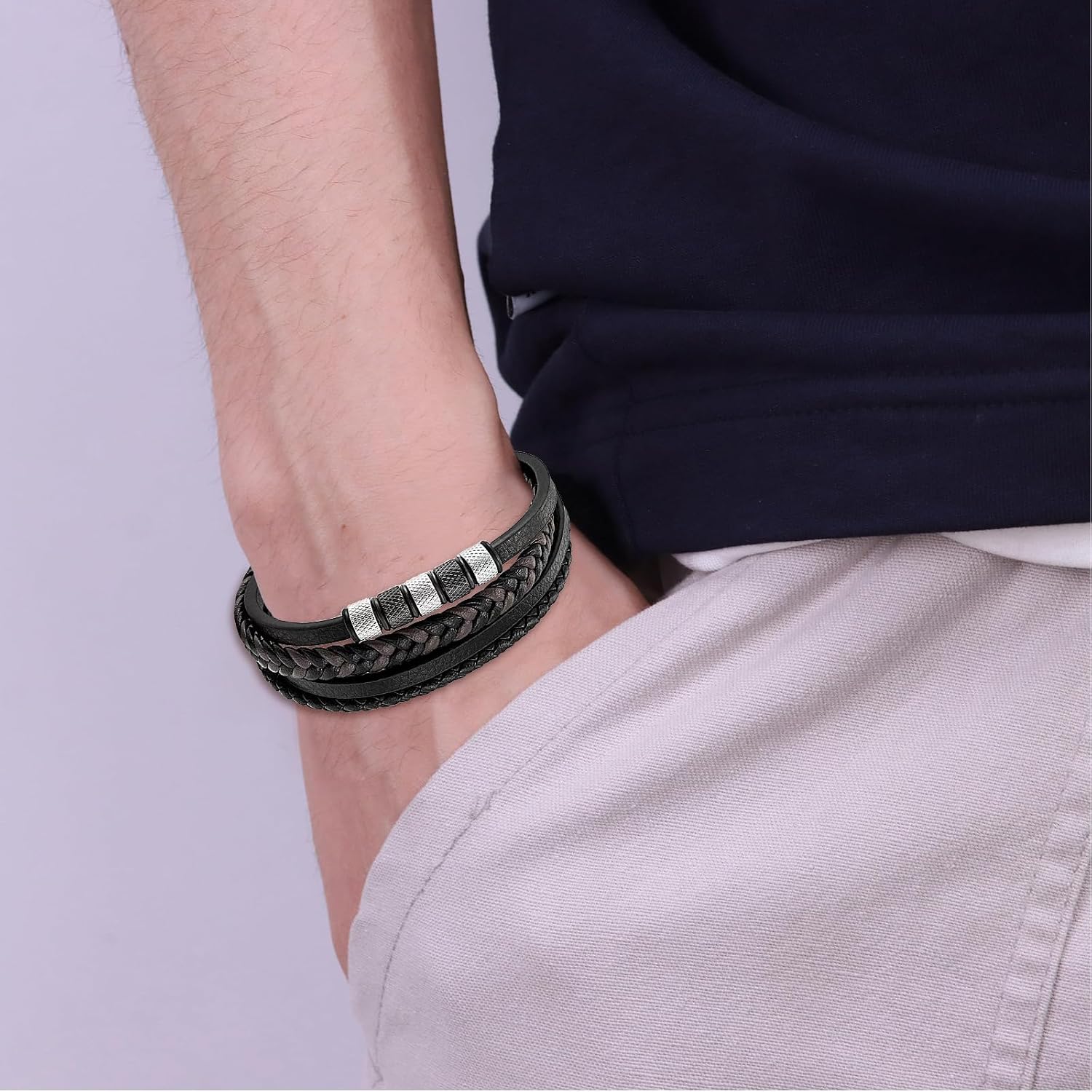 Detalle de JSNOM Herren Lederarmband aus echtem Rindsleder mit 316L-Edelstahl – geflochten, in Silber/Schwarz/Gold