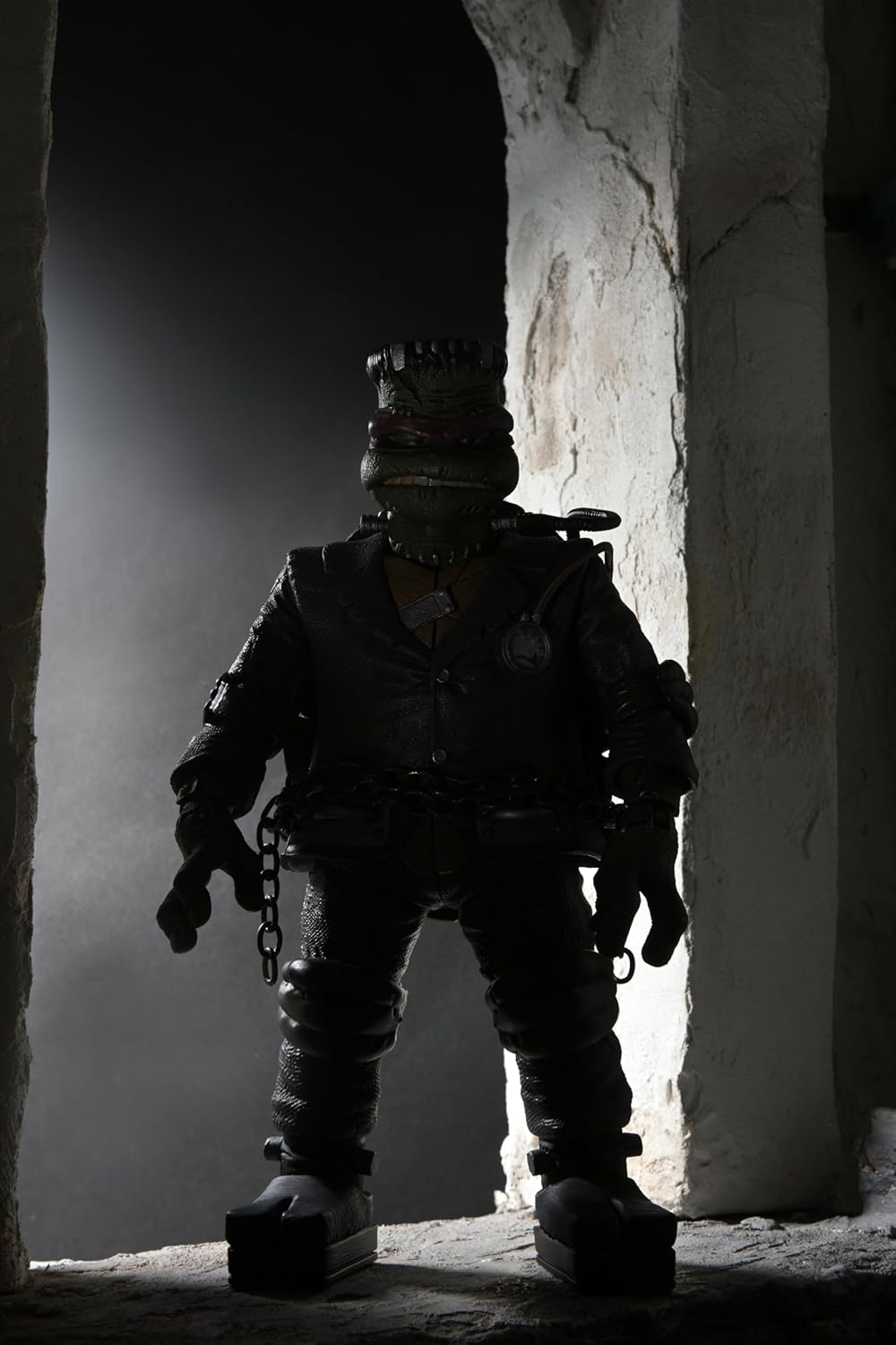 Thumbnail 2 de NECA Universal Monsters Ultimate TMNT Raphael jako Frankenstein – figurka 18 cm