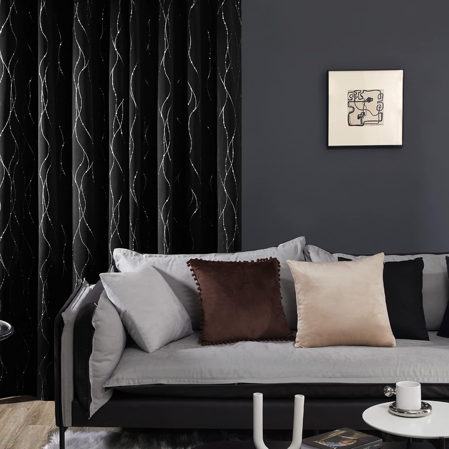 Thumbnail 2 de Deconovo lot de 2 rideaux occultants thermiques anti-froid à œillets imprimés argentés, 140x229 cm (Halloween noir)