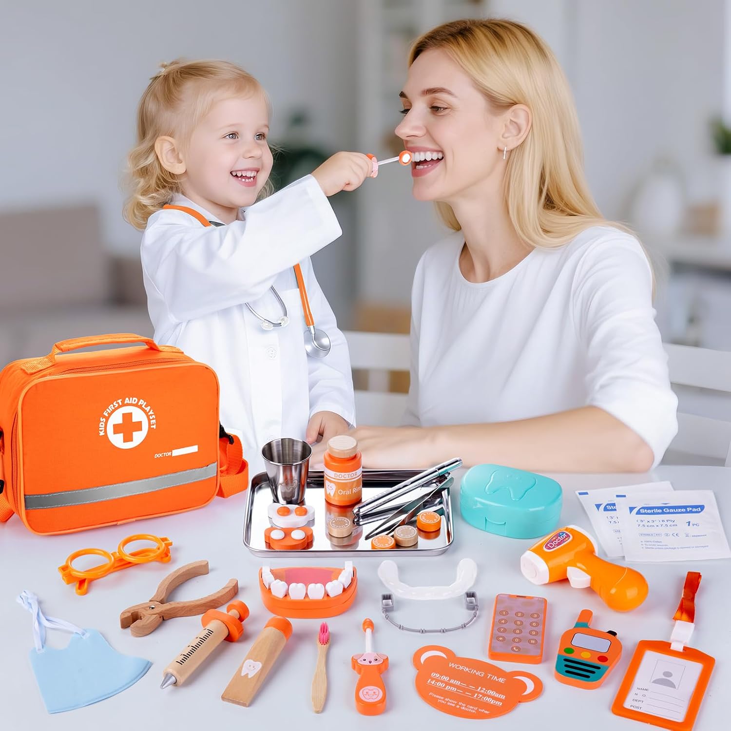 Detalle 2 de EFO SHM Kids Doctors Set 3+