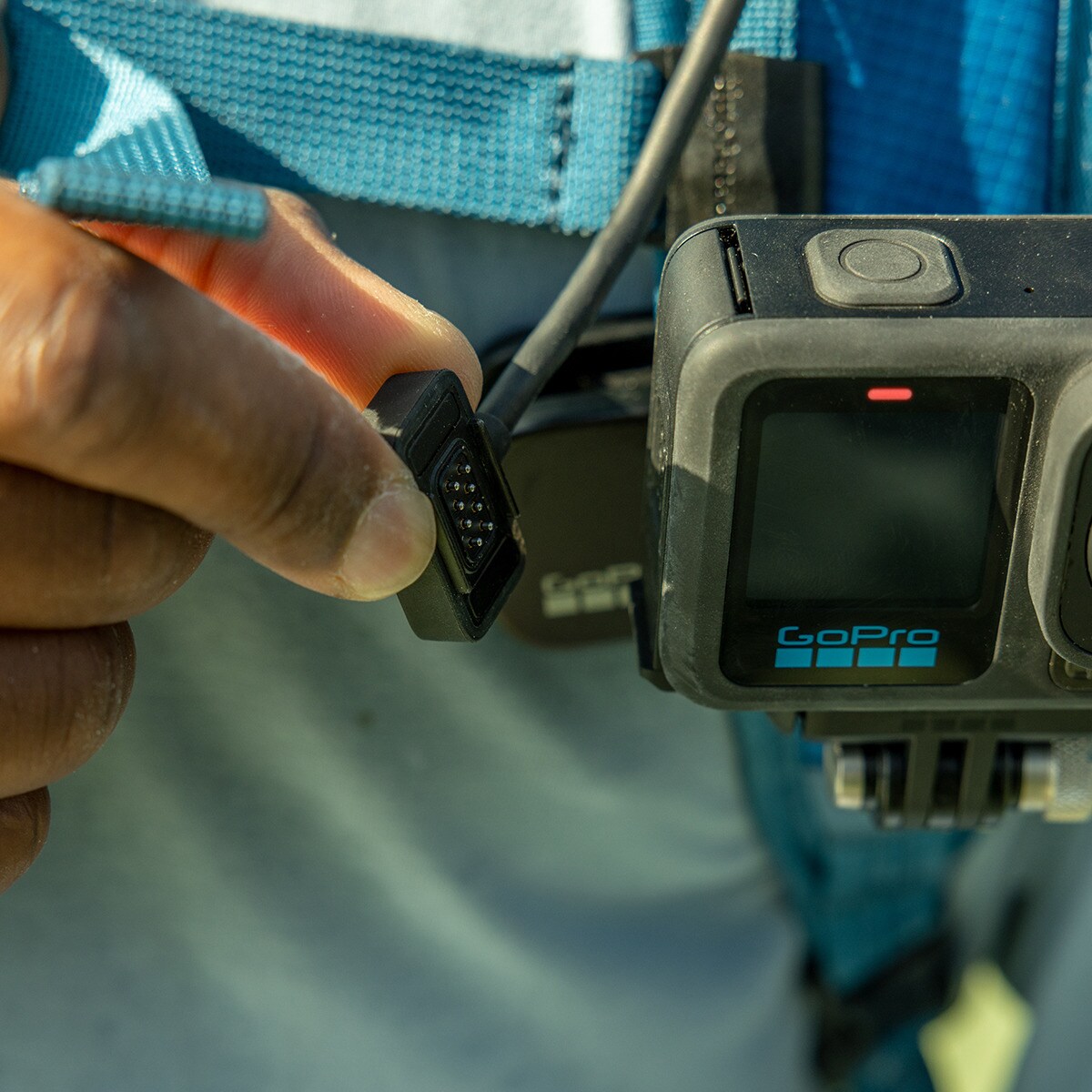 Thumbnail 5 de GoPro Kit cable alimentación y puerta magnética 📷