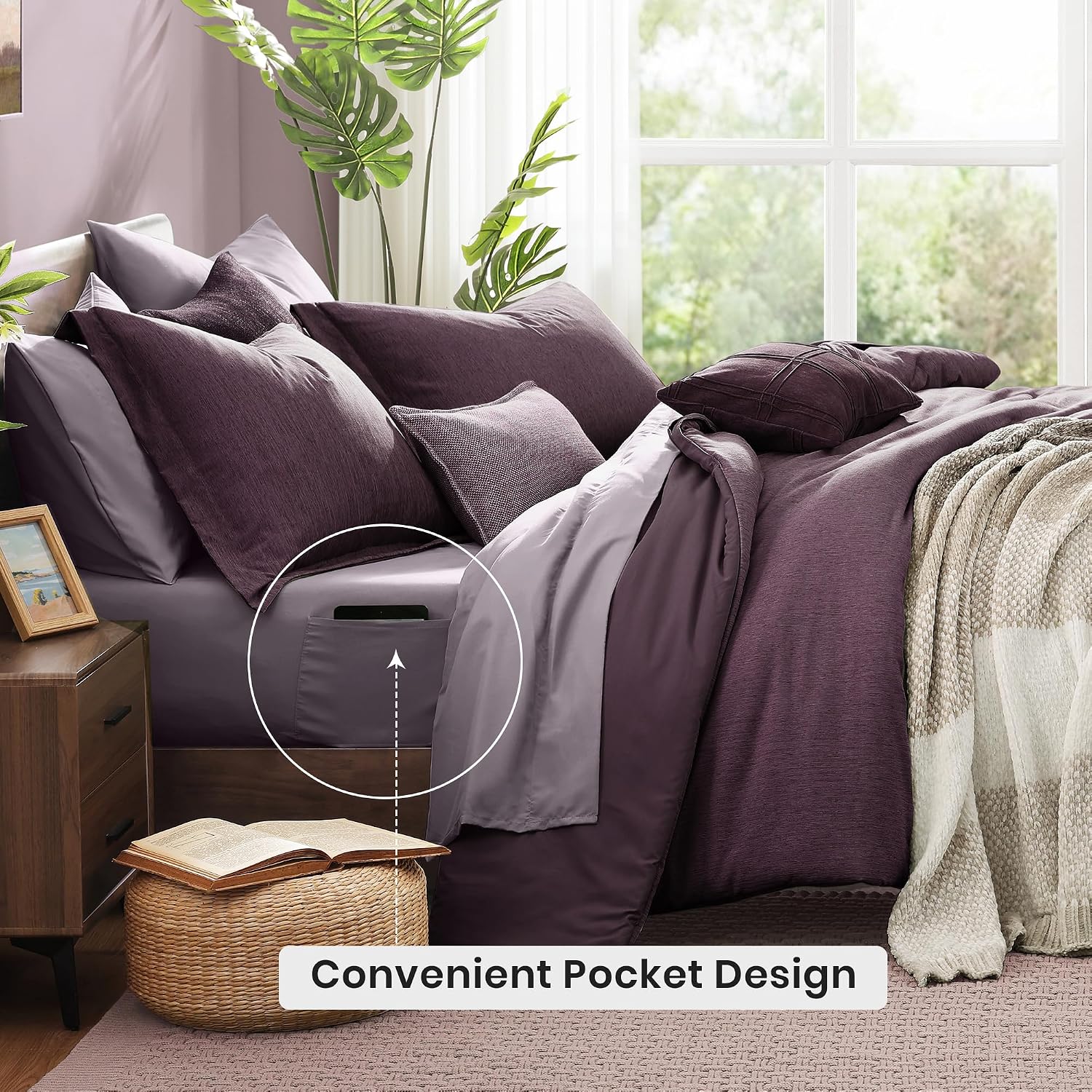 Detalle 2 de Monbix Super King Plus Comforter Set, 7-Piece Italian Plum Bedding