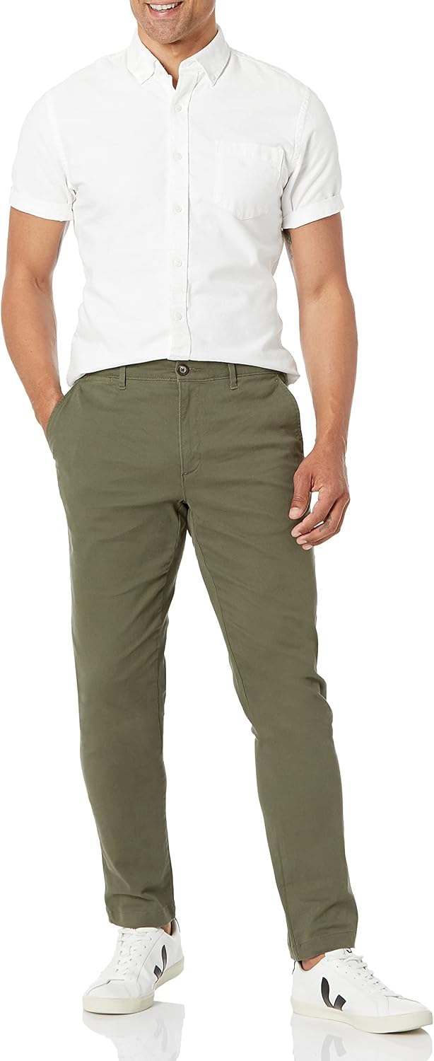 Thumbnail 3 de Amazon Essentials Herren Legere Stretch-Chinohose mit klassischer Passform (Khaki)