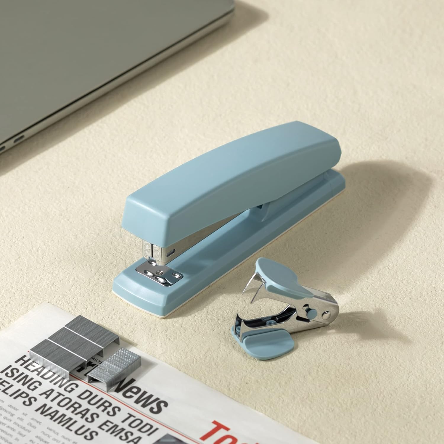 Thumbnail 5 de deli Desktop Stapler (25 Sheet Capacity) – Blue, 1000 Staples & Staple Remover Included