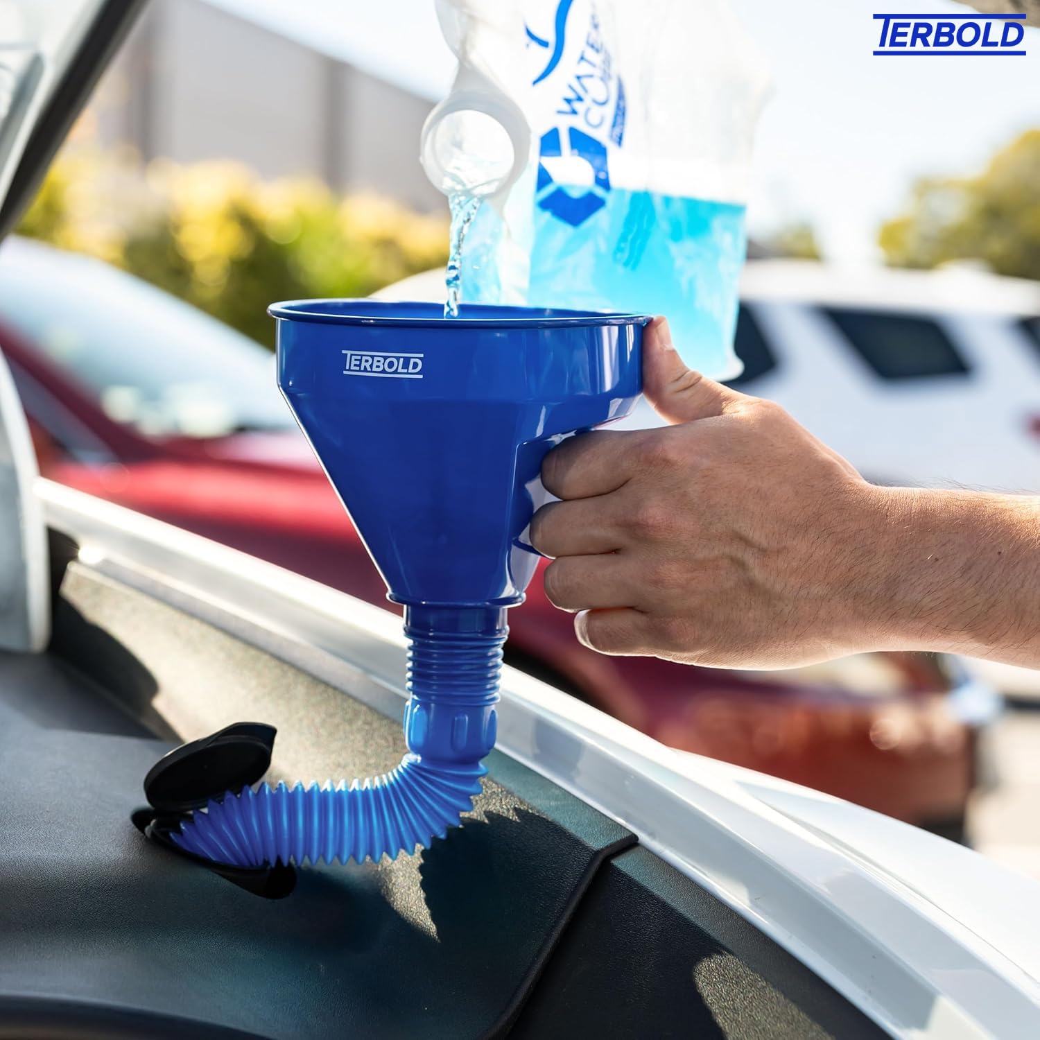 Detalle 2 de Terbold Flex Funnel 5.7 in đź›