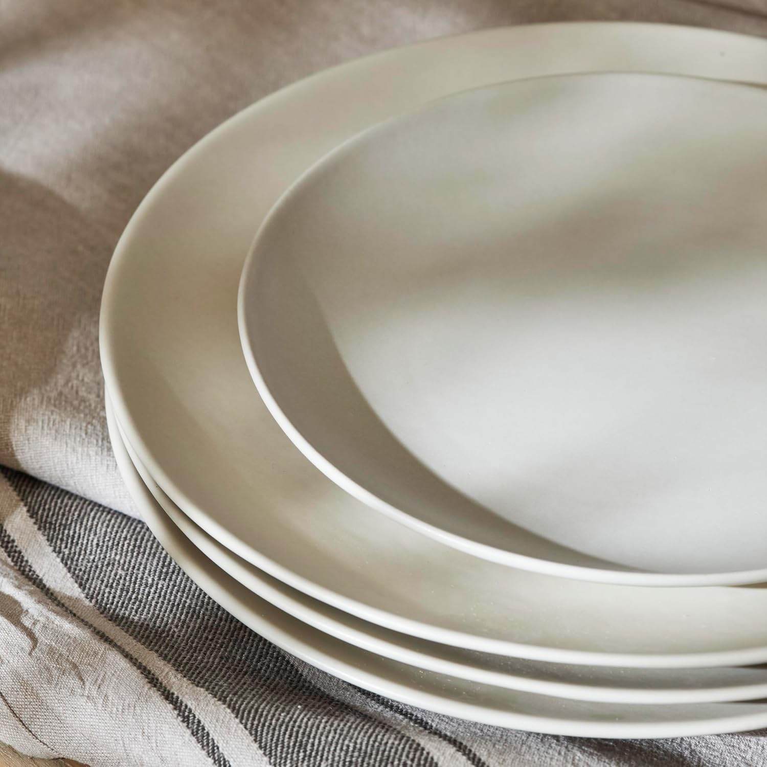 Detalle 2 de Porto by Stone Lain Stoneware Dinnerware Set