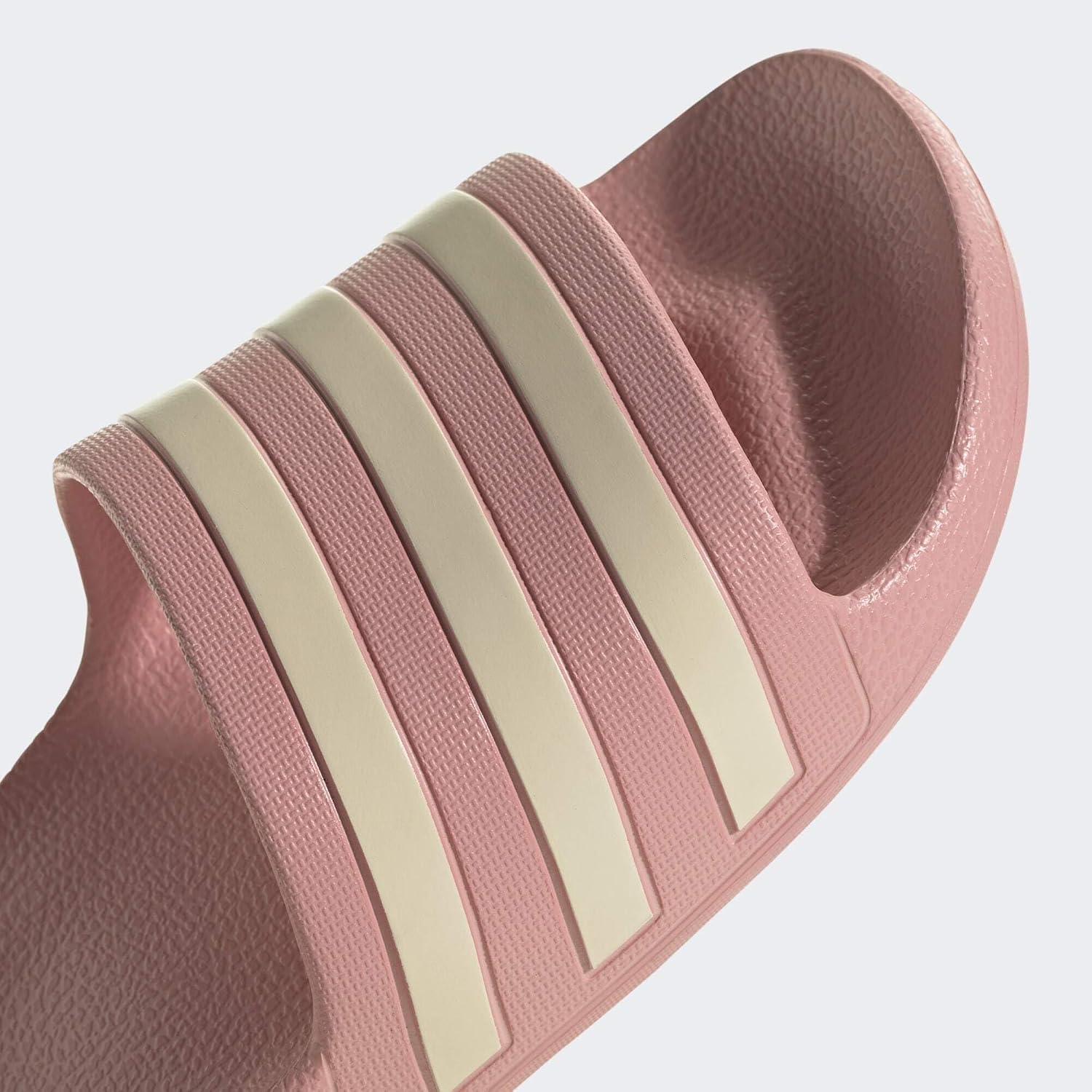 Detalle de Adidas Damen Adilette Aqua Slide Mauve – Komfortabler Slip-On mit Cloudfoam-Fußbett (Größe 39 EU)