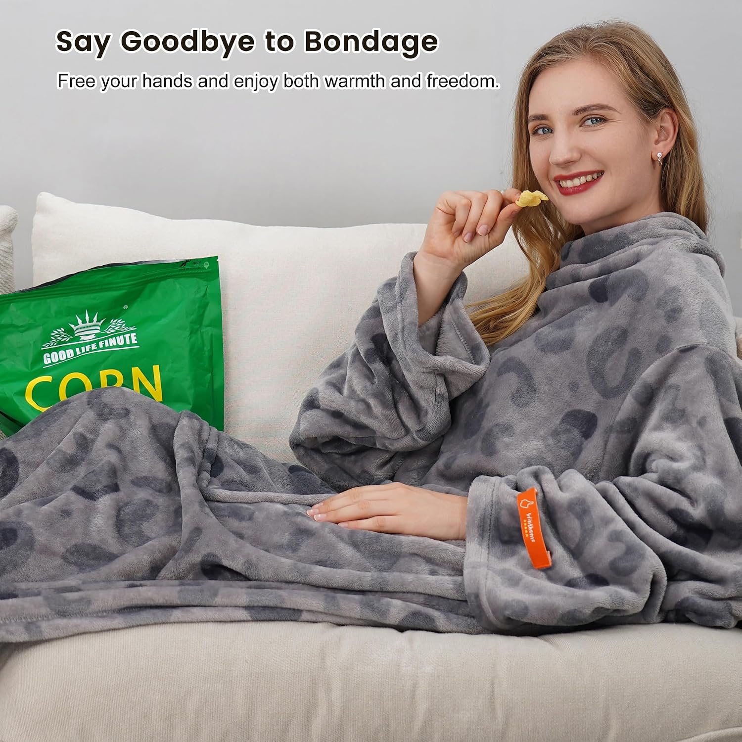 Detalle de Winthome Grey Print Wearable Blanket with Sleeves, Flannel, 55.1" x 70.8