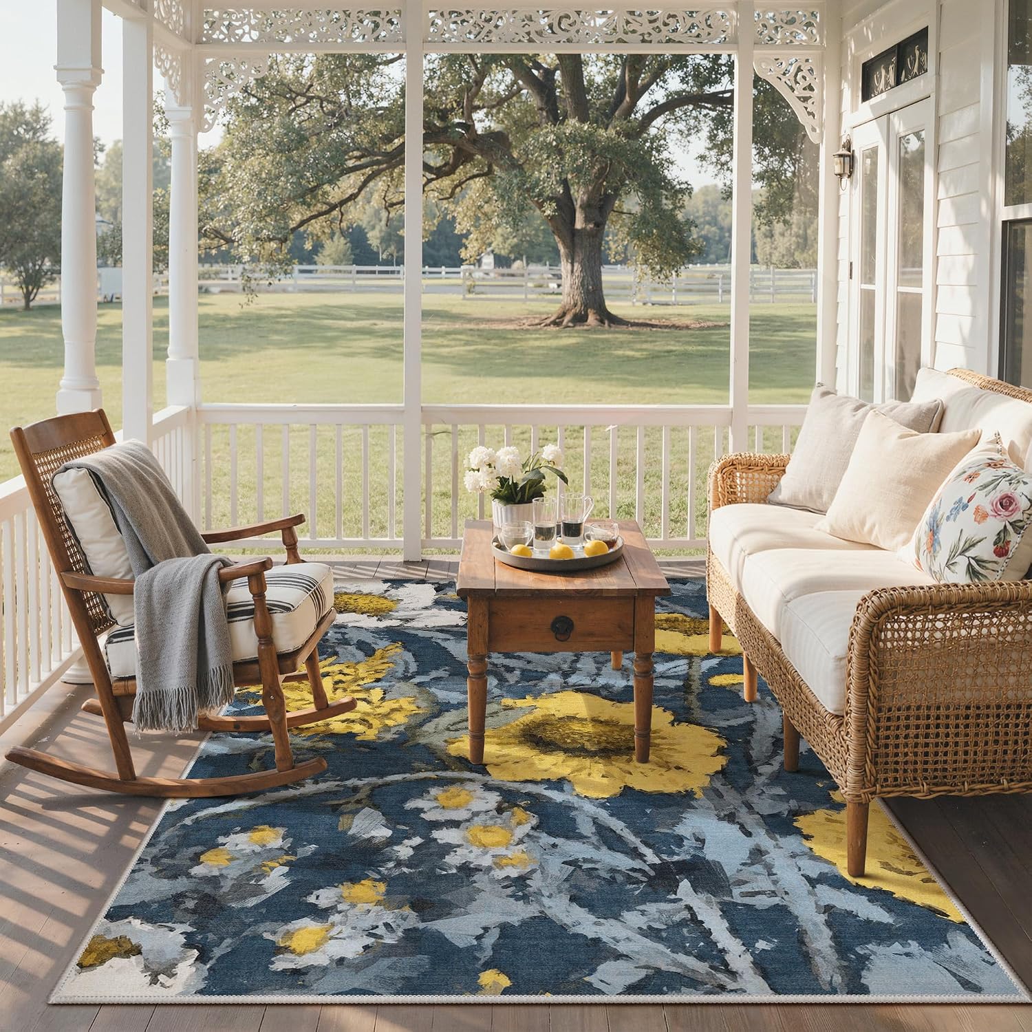 Detalle 2 de GENIMO 5 x 8 Rug: Washable Navy and Yellow Floral Indoor-Outdoor Area Rug