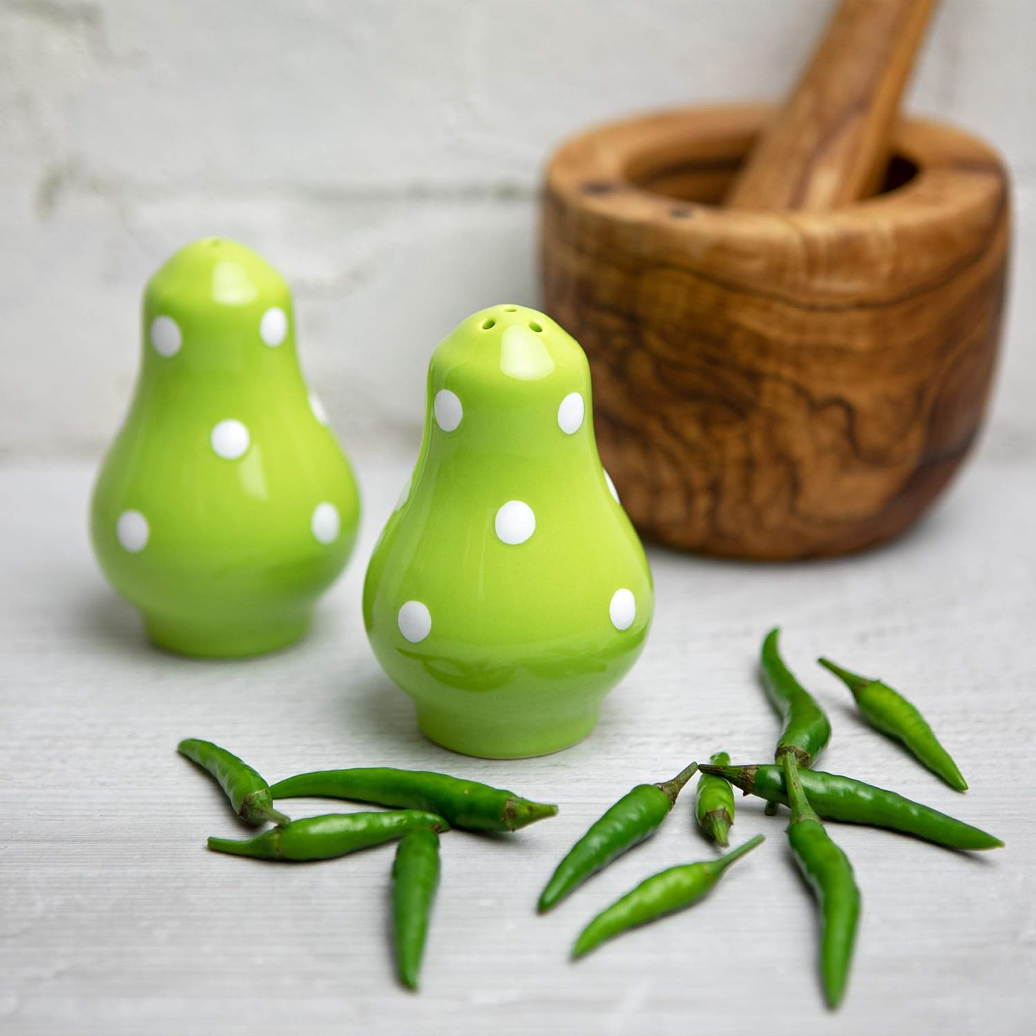 Thumbnail 3 de City to Cottage ceramic salt and pepper shakers set (pistachio green polka dot) for farmhouse kitchen counters