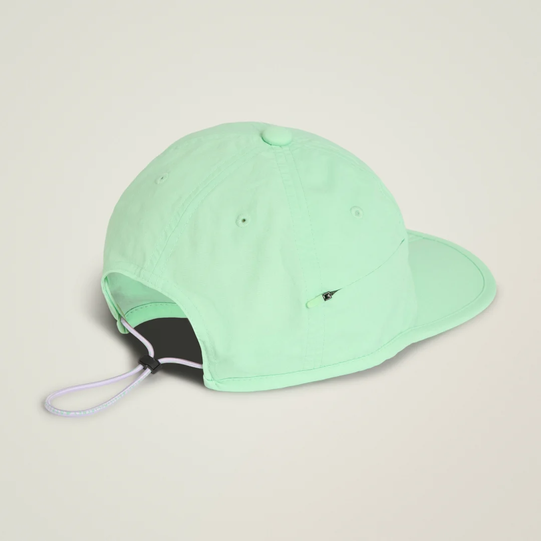 Detalle 2 de Gorra adidas by Stella McCartney Run – Verde