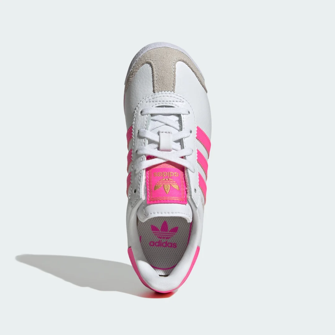Detalle 2 de Samoa Shoes de Adidas: zapatillas blancas para el día a día