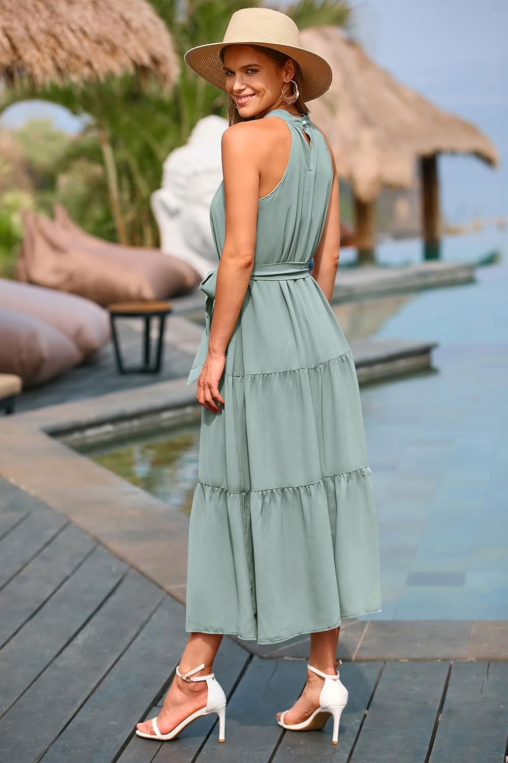Detalle de PRETTYGARDEN Women's Summer Floral Maxi Sun Dress with Halter Neck and Belt