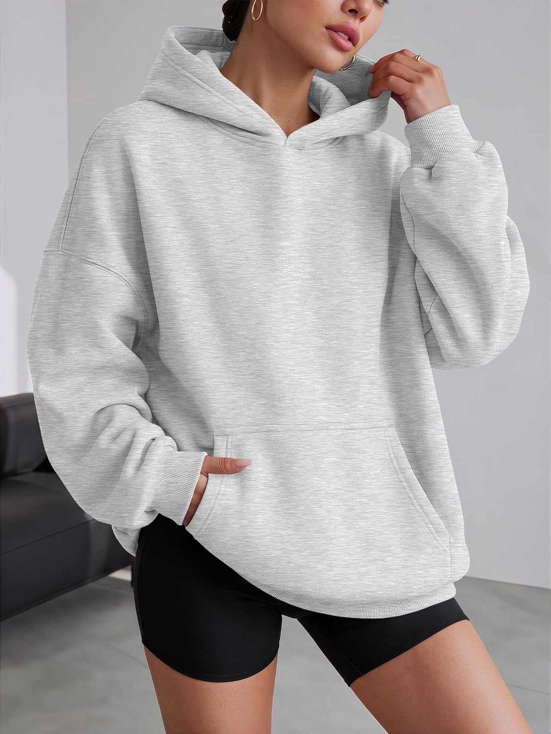 Detalle de AUTOMET Women's Oversized Hoodie 100% Polyester