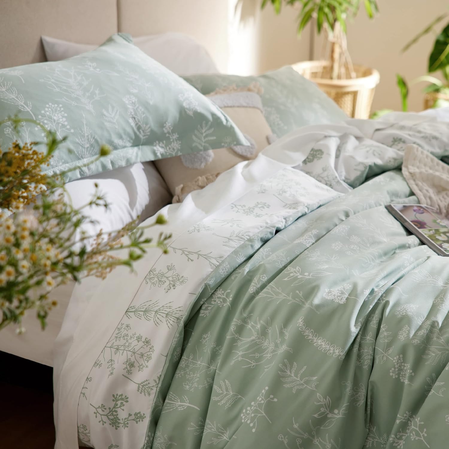 Thumbnail 5 de Bedsure Floral Comforter Set, King Reversible Sage Green with Down-Alternative Fill