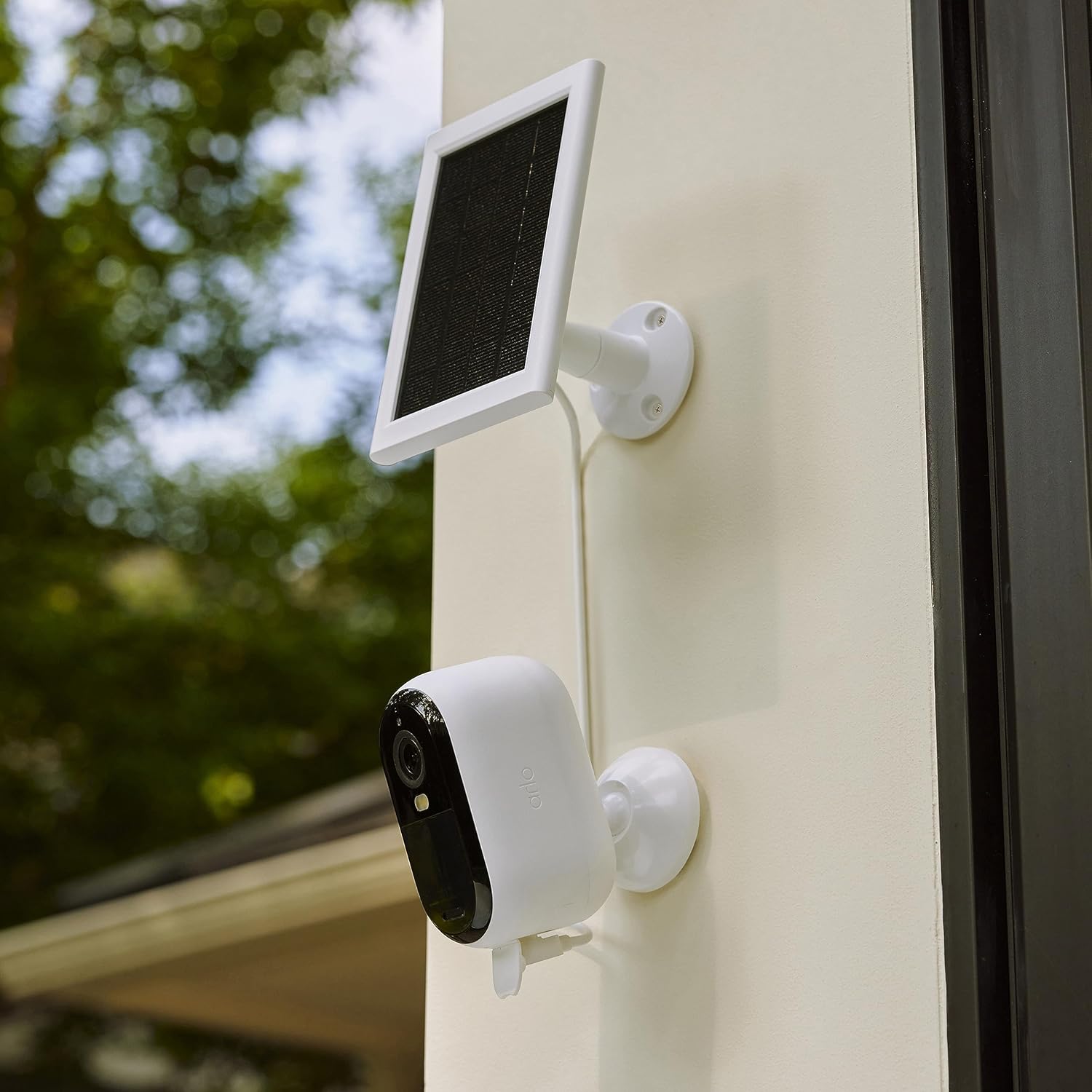 Detalle 2 de Arlo Essential Pannello Solare per Telecamera 2,44 m