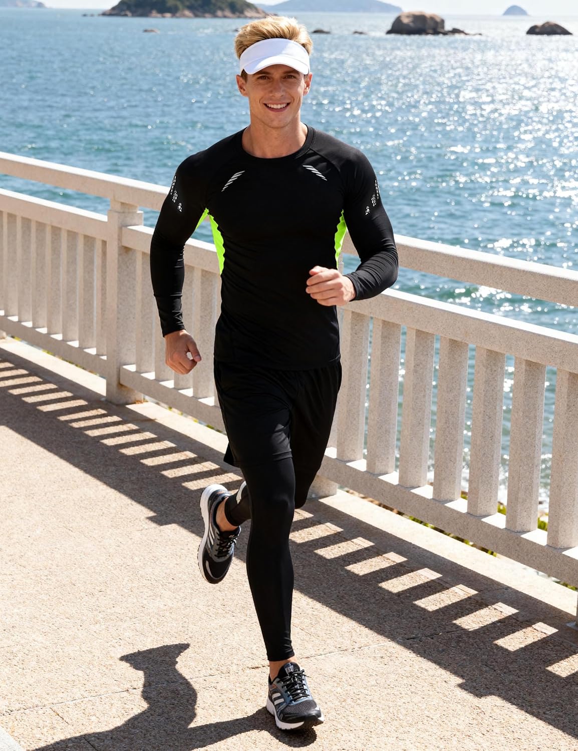 Detalle 2 de Ensemble compression homme Terecey (3 pièces) : t-shirt manches longues + legging + shorts de sport