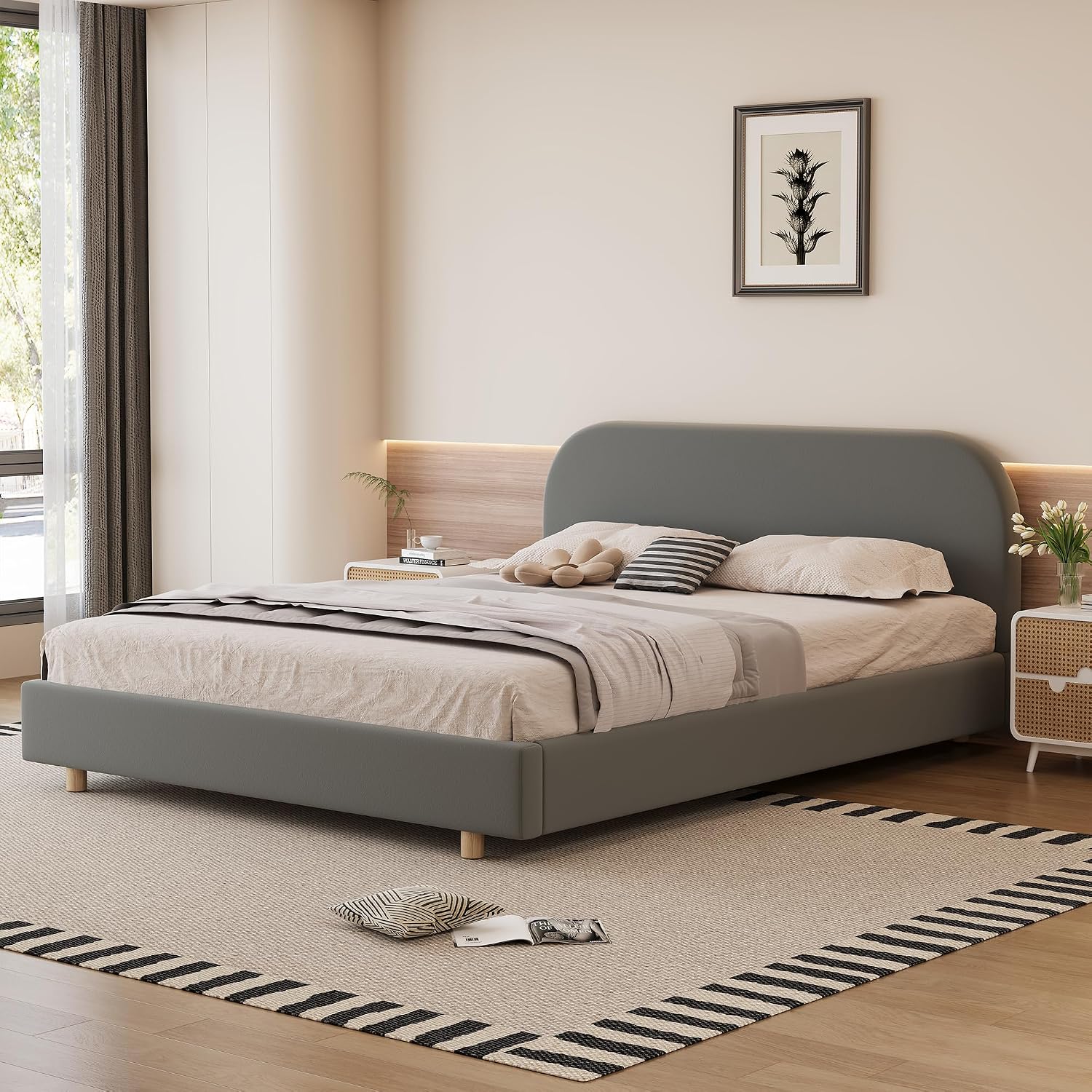Detalle 2 de FAVSH Velvet Platform Bed, Queen
