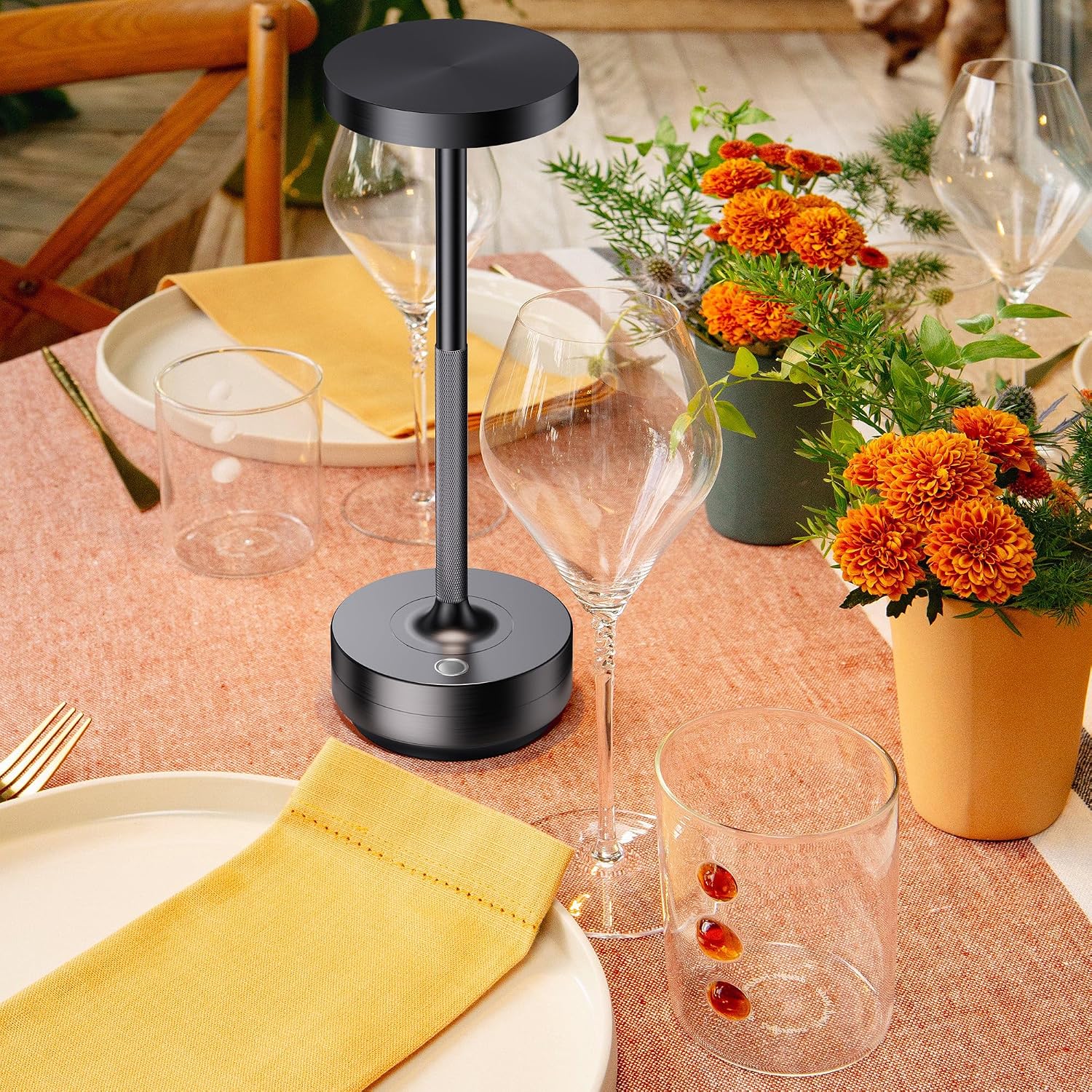 Detalle 1 de Cordless LED Table Lamp, 5000mAh