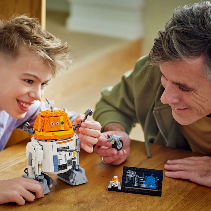 Detalle de LEGO Star Wars Astromech-Droide C1-10P (Chopper) 75416