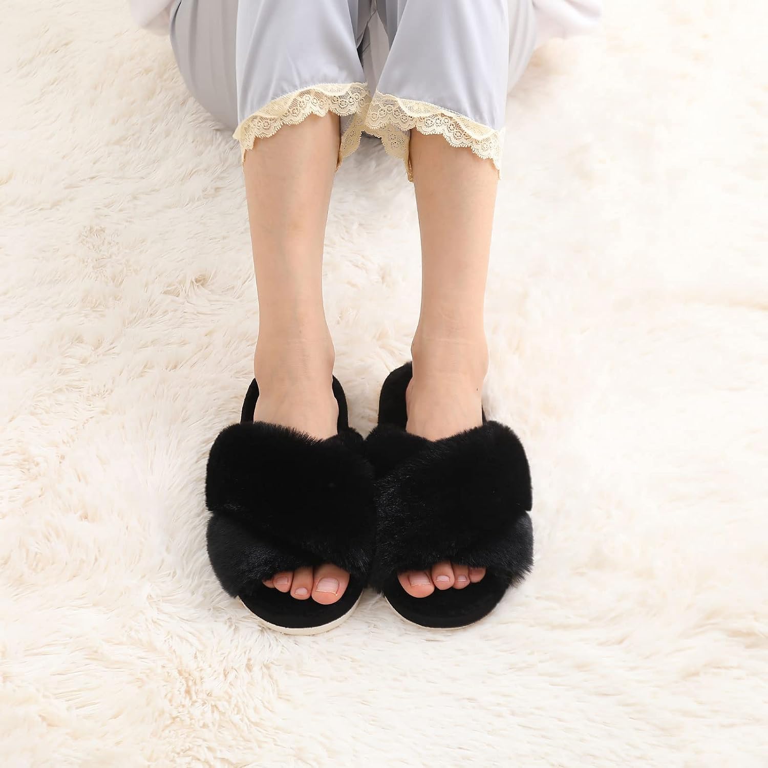 Thumbnail 6 de Evshine Women’s Plush Cross-Band Open-Toe Slippers with Memory Foam Insole