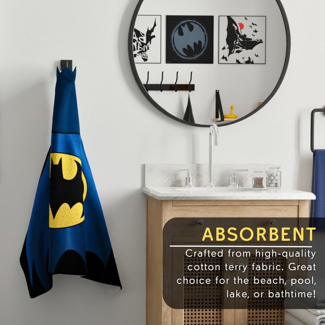 Detalle de Batman DC Comics Kids Super Soft Hooded Towel Wrap by Franco (24" x 50")