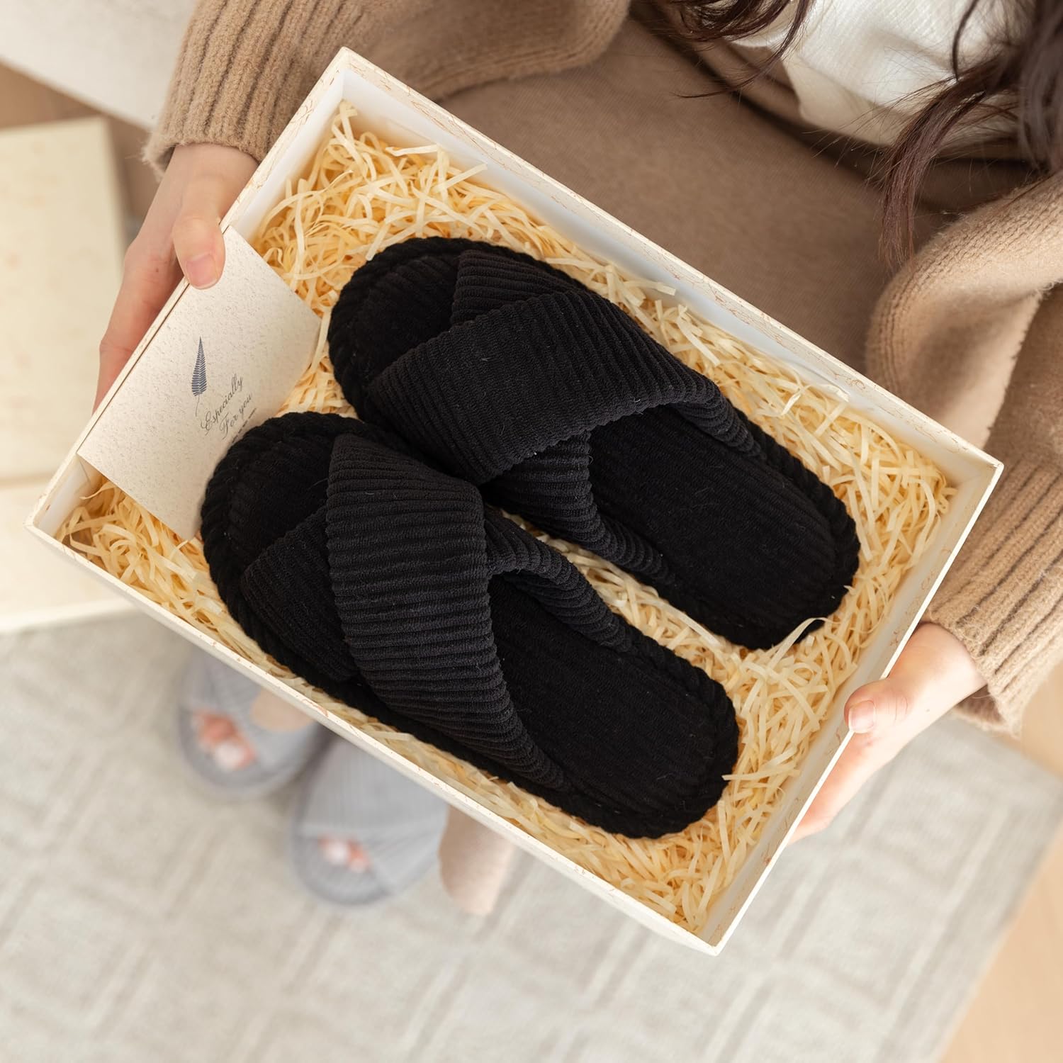 Thumbnail 2 de GOEWY Chaussons Femme en Velours Côtelé avec Mousse Mémoire et Semelle Antidérapante